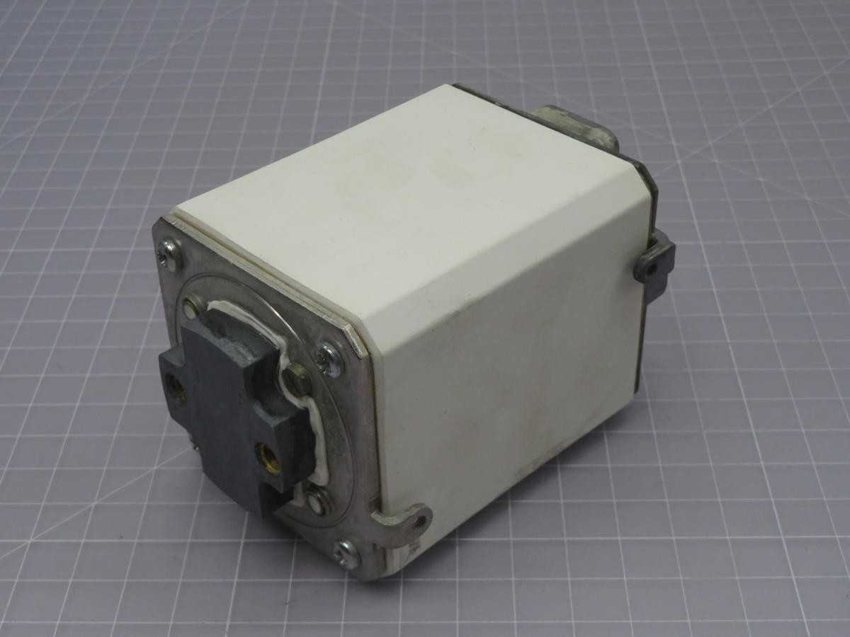 FERRAZ SHAWMUT A160UD93TDZ1250 FUSES, 1250 A CURRENT, 1600 VAC VOLTAGE, 100 KA IR - FUSES