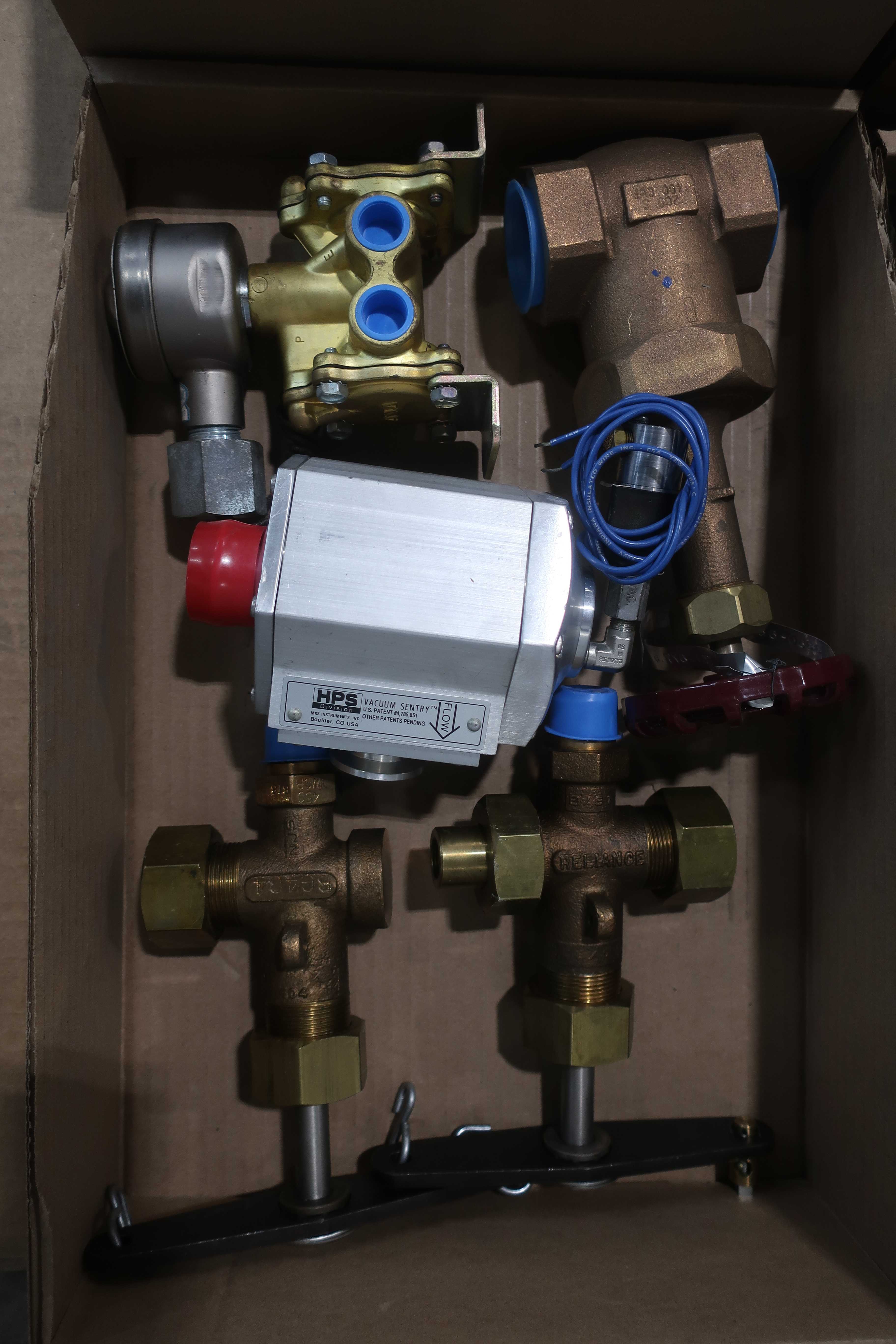 2 PALLETS OF ASSORTED VALVES - VALVES