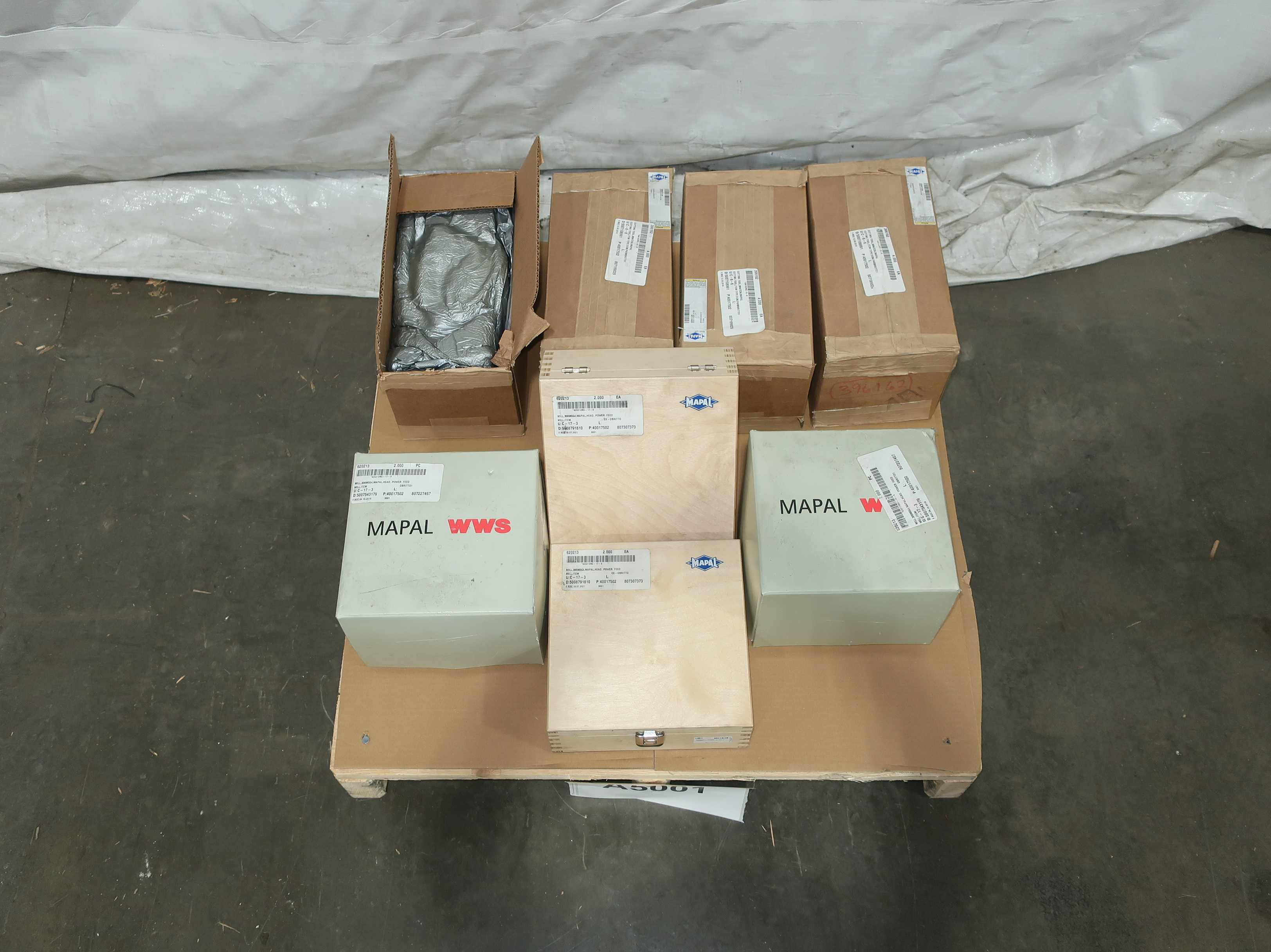 BULK QTY OF MAPAL CUTTING TOOLS - TOOLS