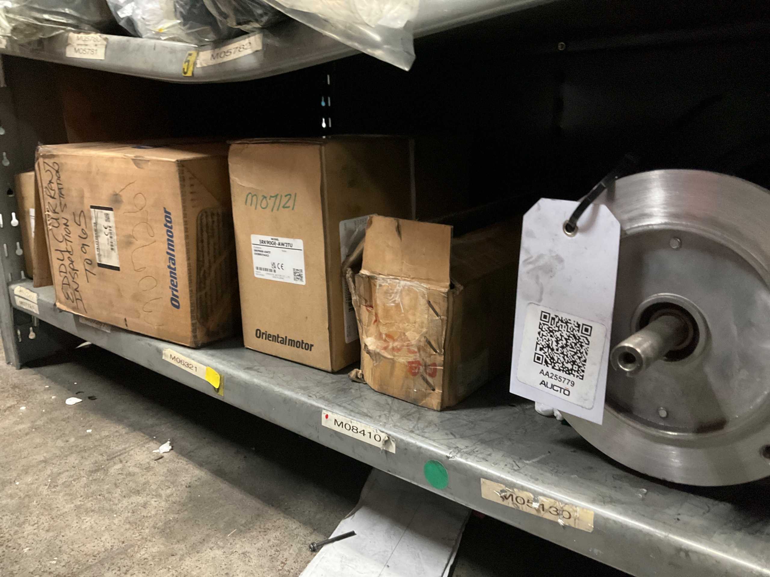 BULK QTY OF ELECTRICAL PARTS - ELECTRICAL COMPONENTS