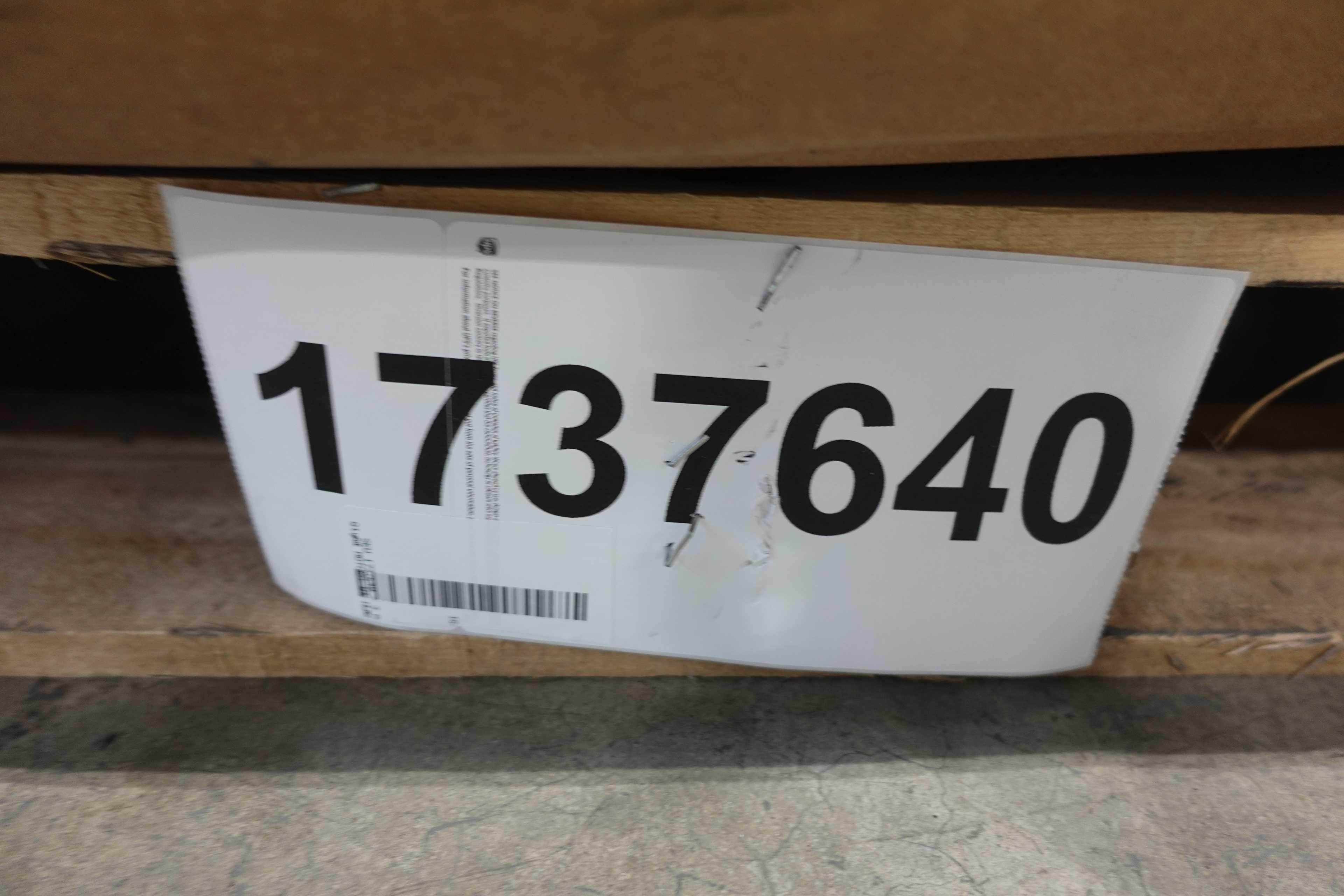 SKU 1737640 - 3 PALLETS OF ASSORTED AC MOTORS - AC MOTOR