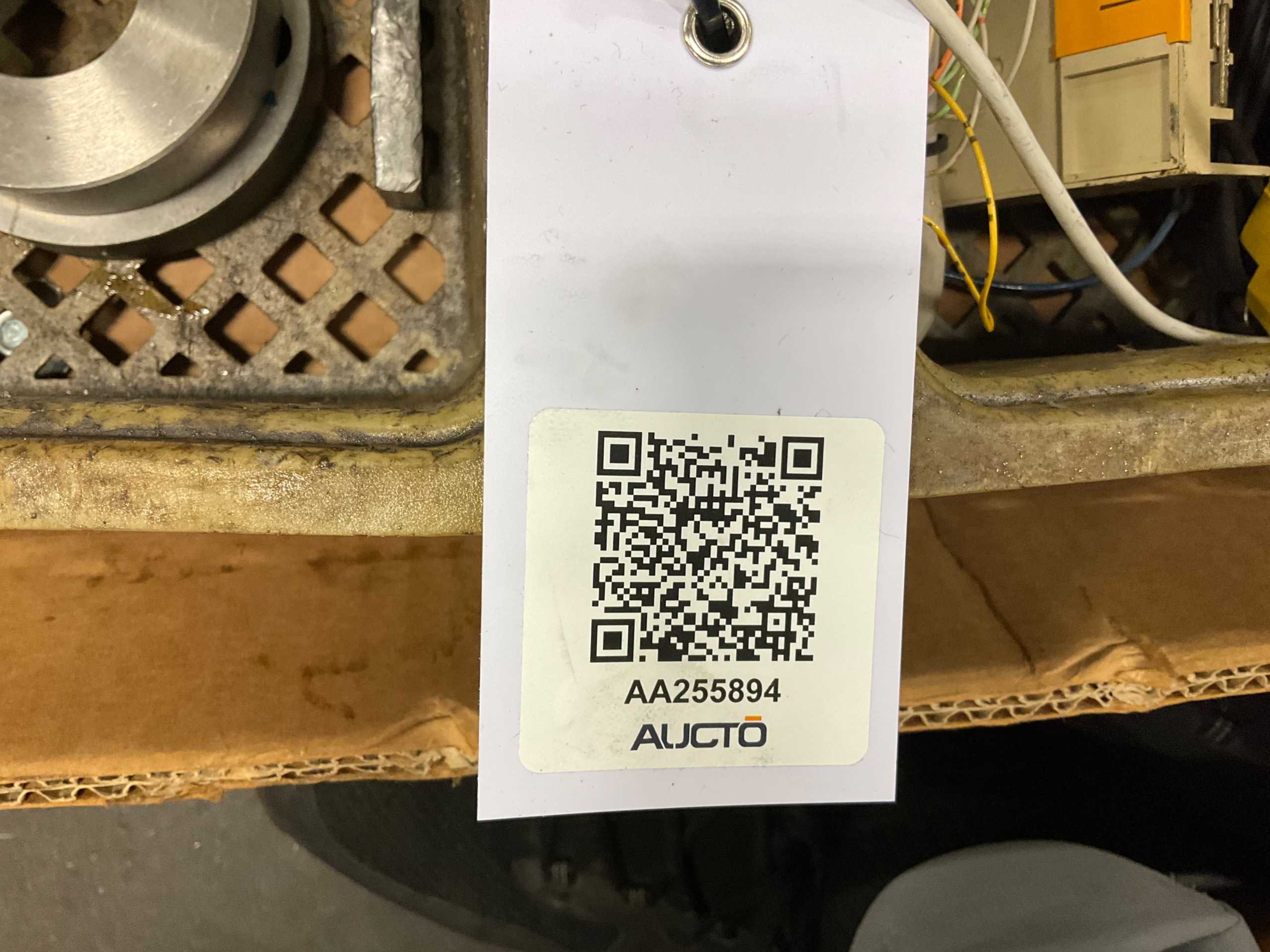 BULK QTY OF AUTOMATION & CONTROLS - INDUSTRIAL PARTS