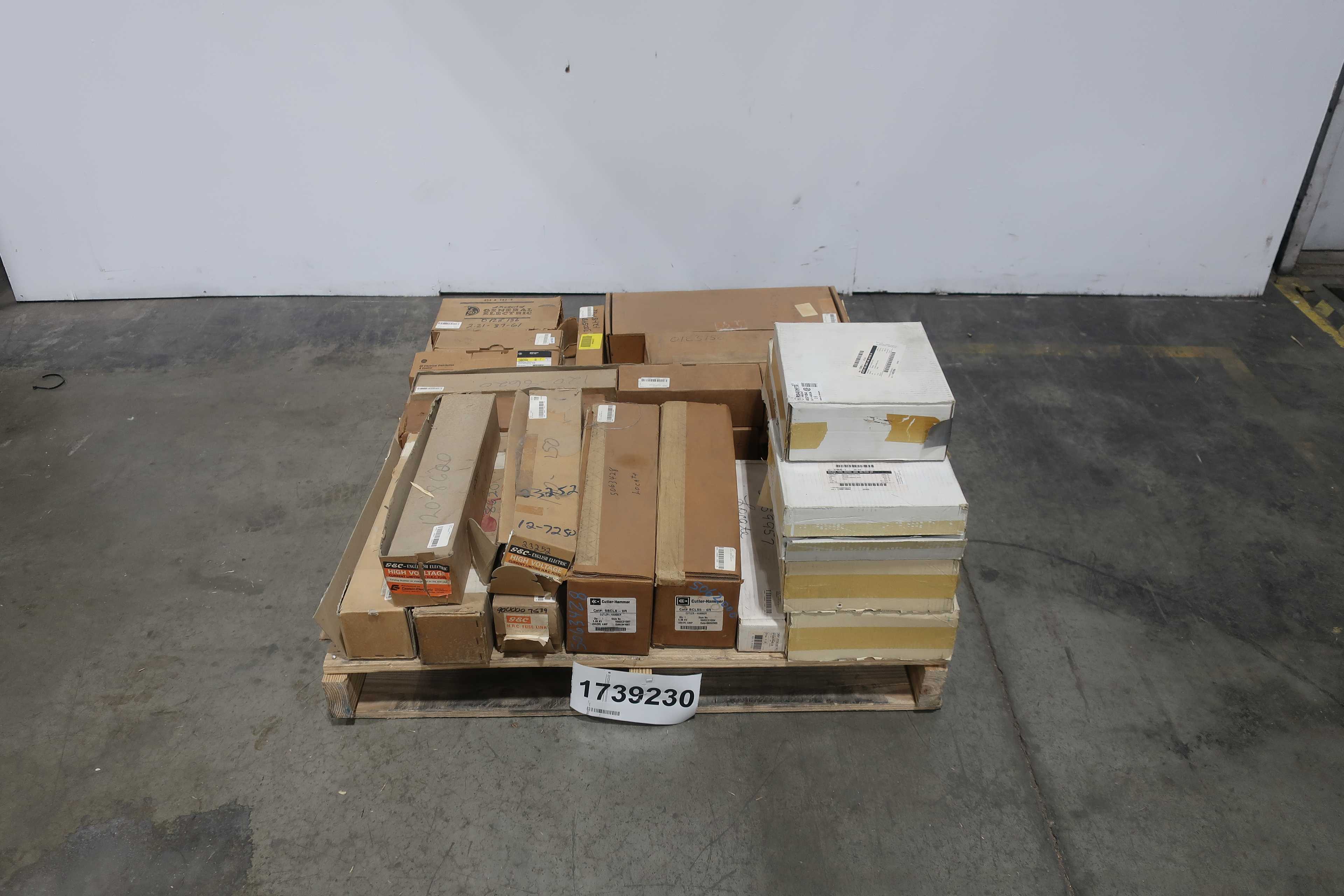 SKU 1739230 - PALLET OF ASSORTED FUSES
