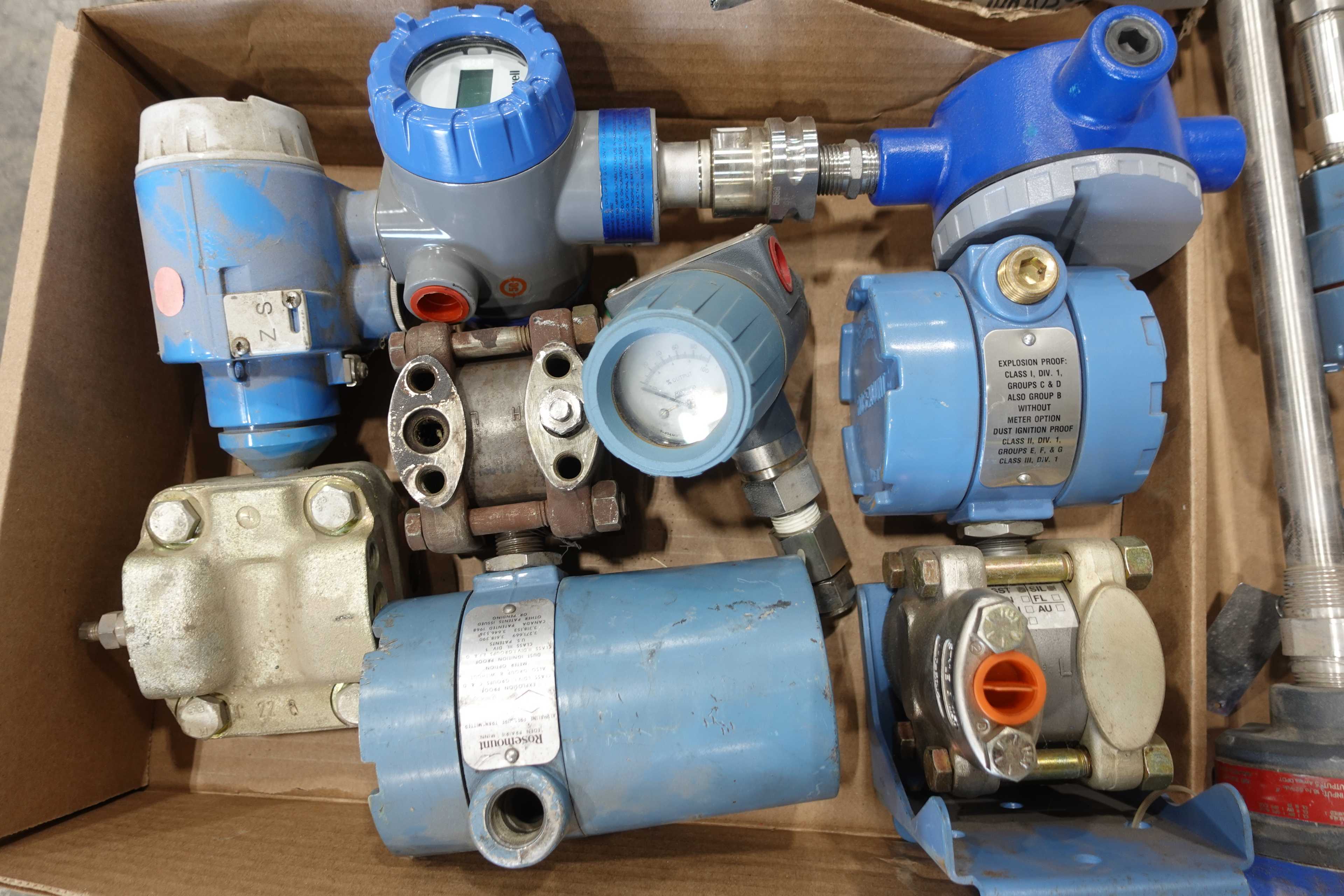 2 PALLETS OF ASSORTED TRANSMITTERS - PRESSURE TRANSMITTER