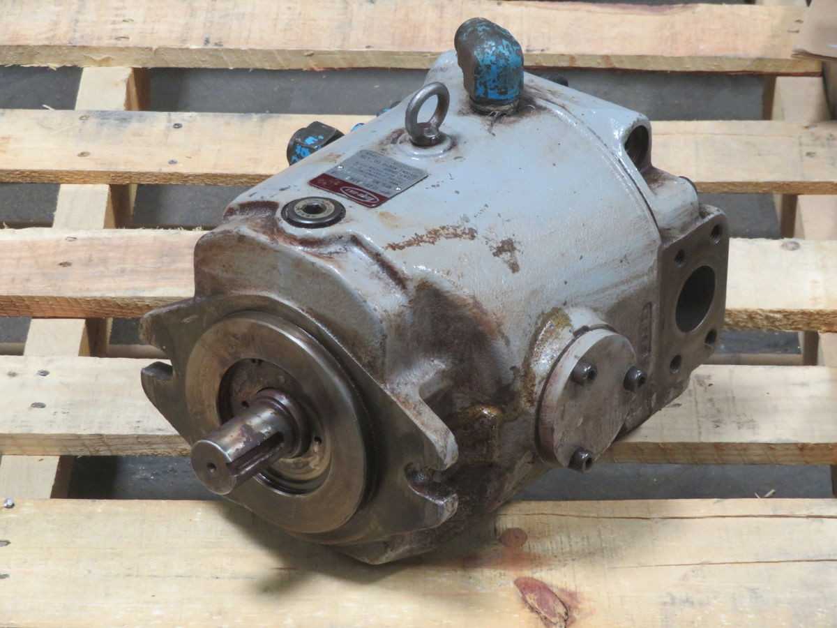 TOYOOKI HPP-VF2V-F63A-A, VD AXIAL PISTON PUMP, 63CC/REV DISP, 25 MPA PRESS, 2000 RPM SPD - HYDRAULIC PUMP