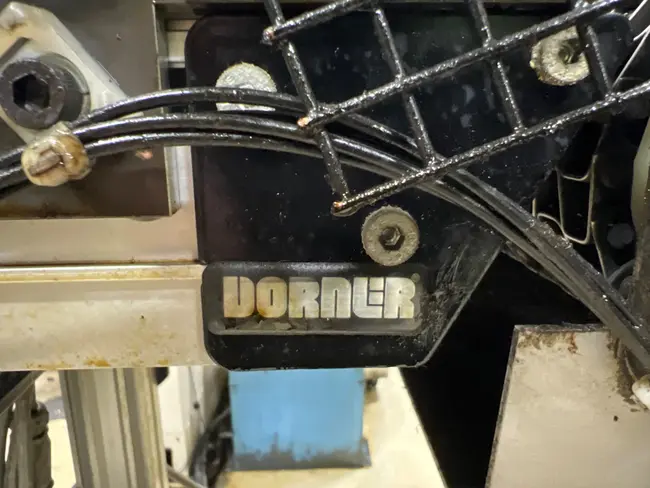 DORNER ADJUSTABLE POWERED BELT CONVEYOR - undefined