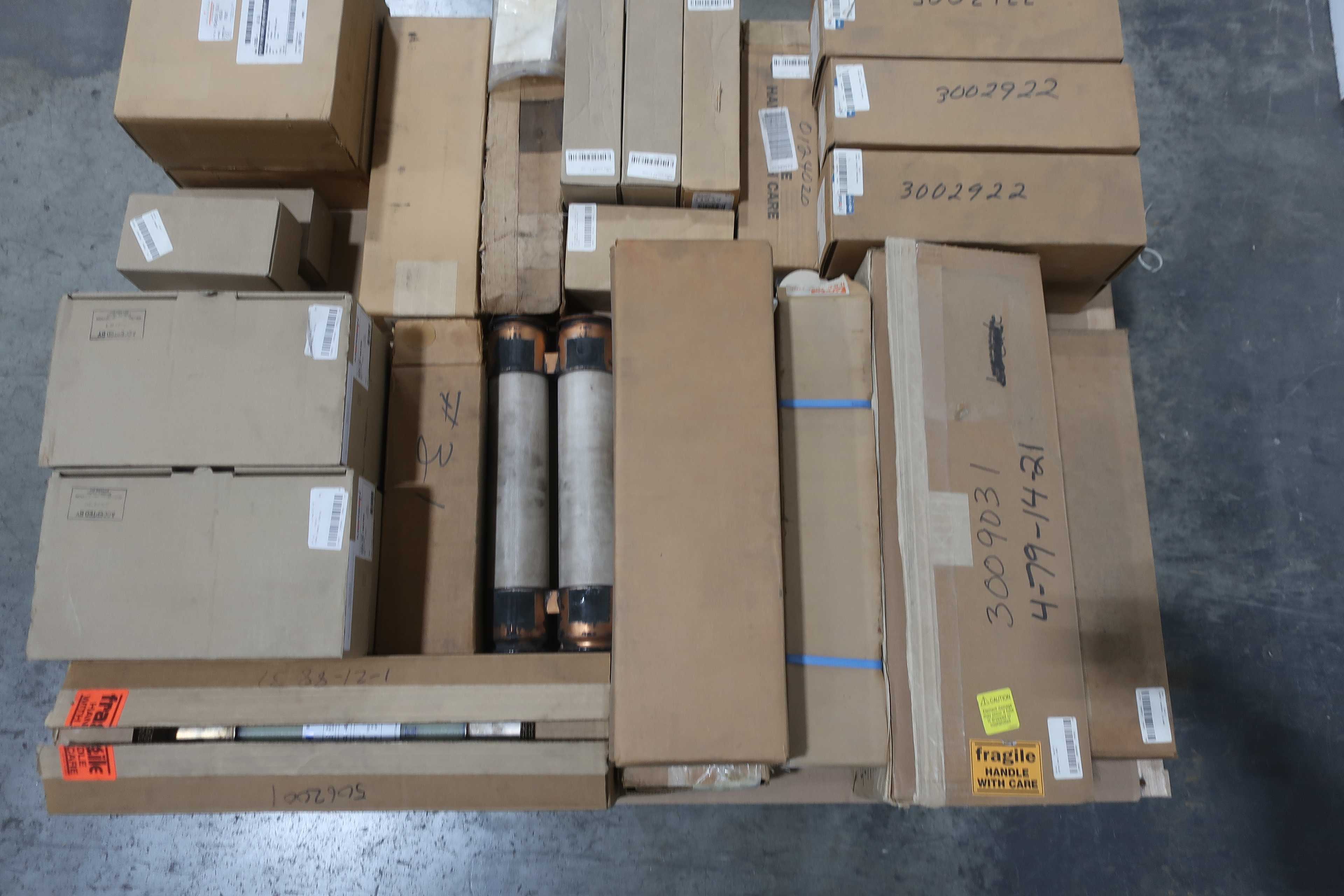 SKU 1739243 - PALLET OF ASORTED FUSES - FUSES