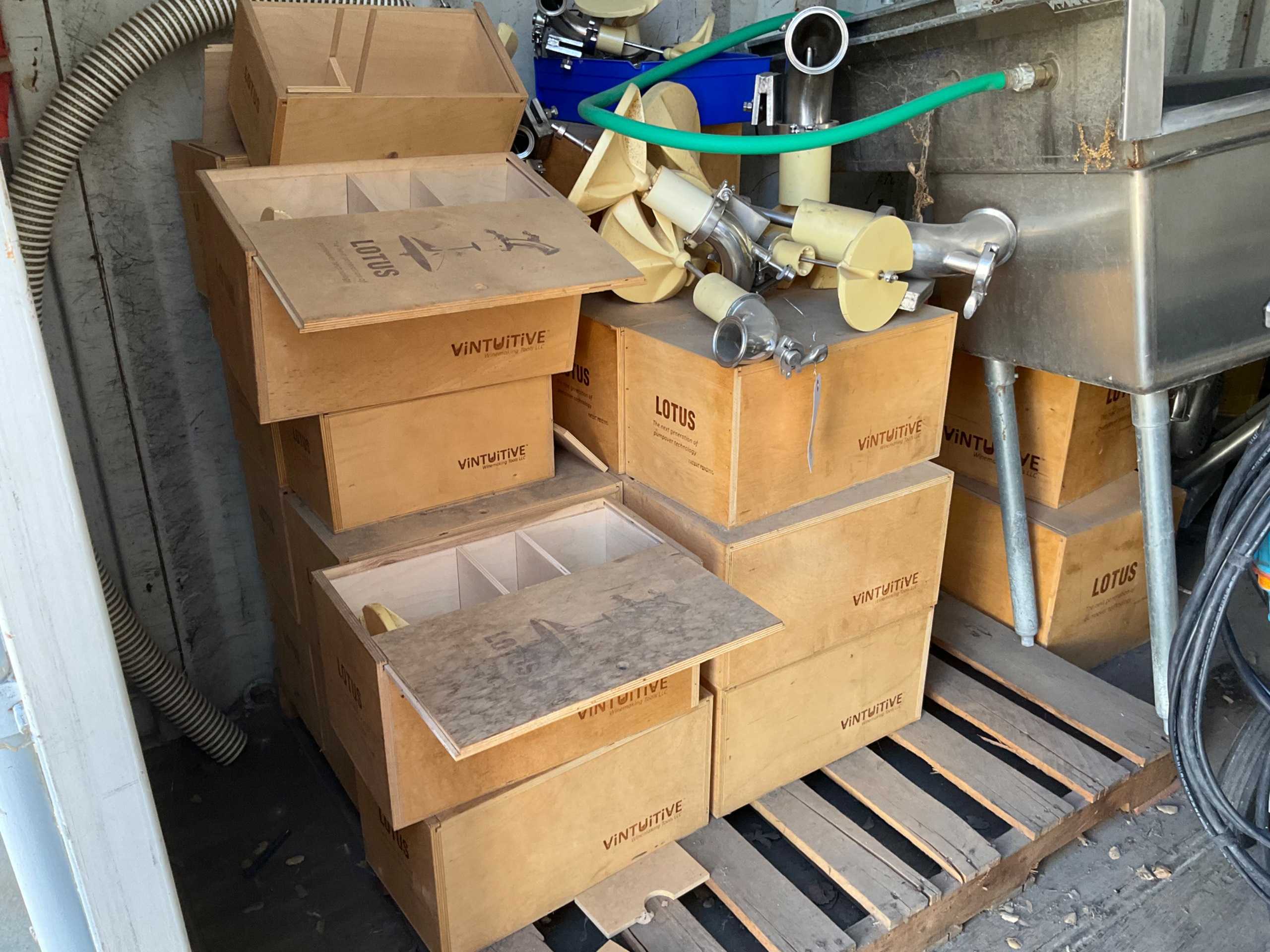 BULK QTY OF LOTUS PUMPOVERS - FILLING EQUIPMENT