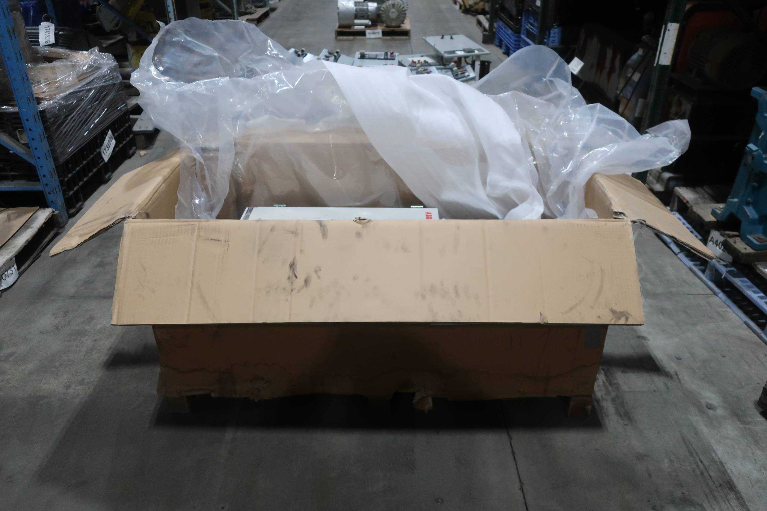 LOT OF 1 ABB UNITRAL 6000 2052651A12348921 - AUTOMATION & CONTROLS