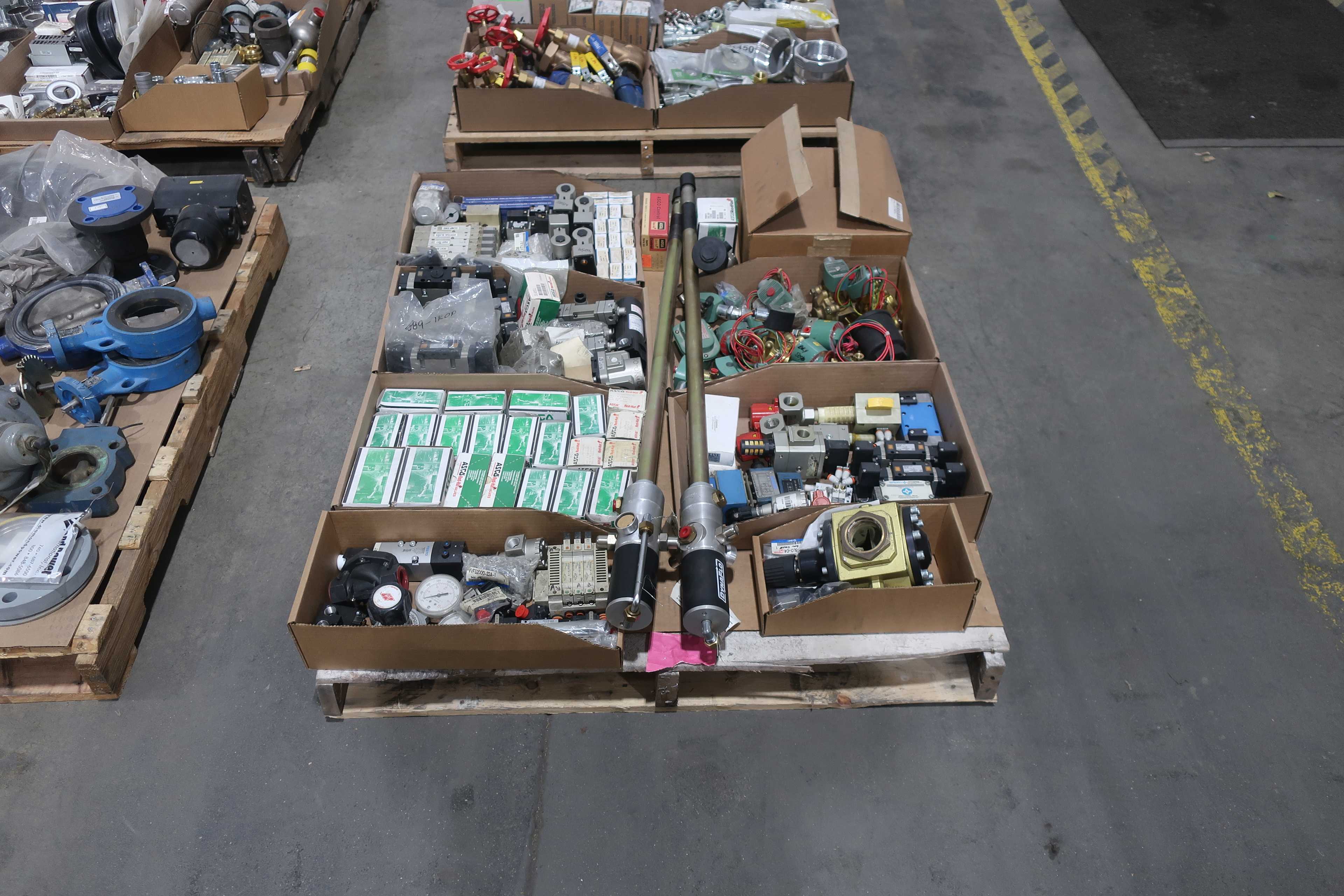 SKU 1742091 - 4 PALLETS OF ASSORTED VALVES AND REPLACEMENT PARTS - VALVE PARTS & ACCESSORIES