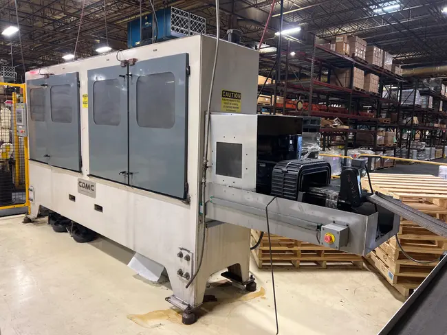 CDMC MAG-8 DEBURRING MACHINE - undefined