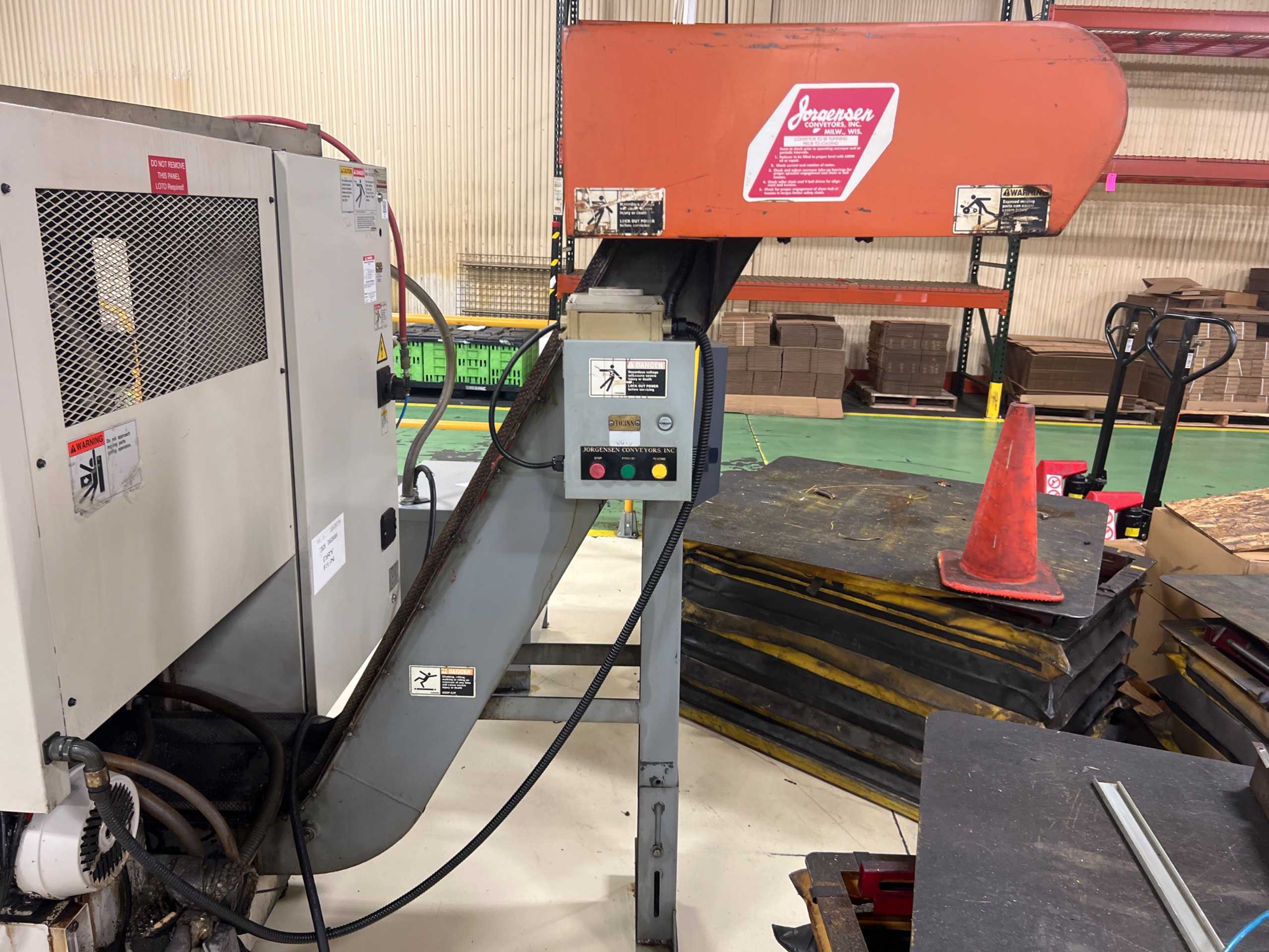 1996 JORGENSEN CONVEYORS CHIP CONVEYOR - BELT CONVEYOR
