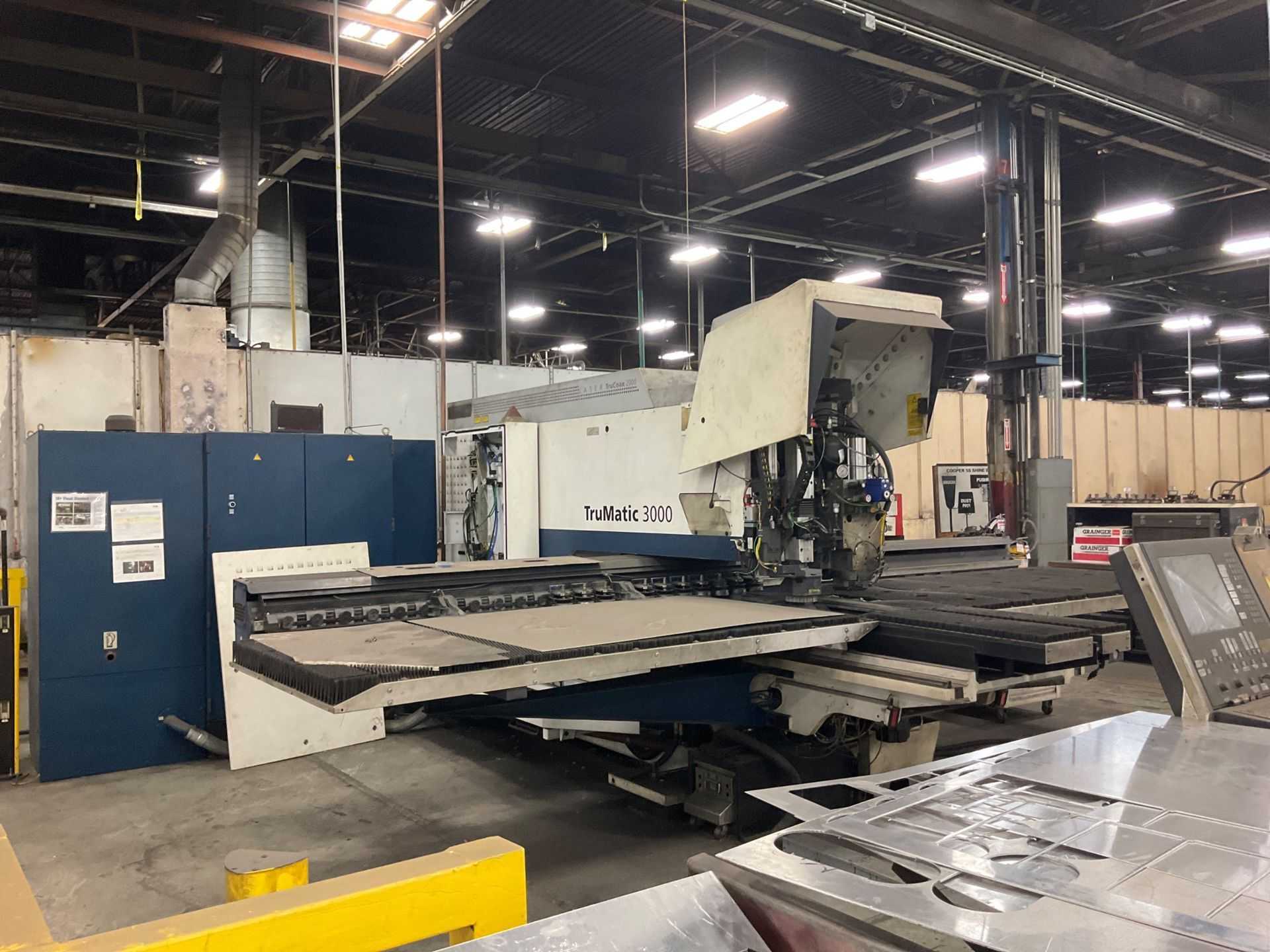 2008 TRUMPF TRUMATIC 3000 CNC PUNCH PRESS - PUNCHING MACHINES