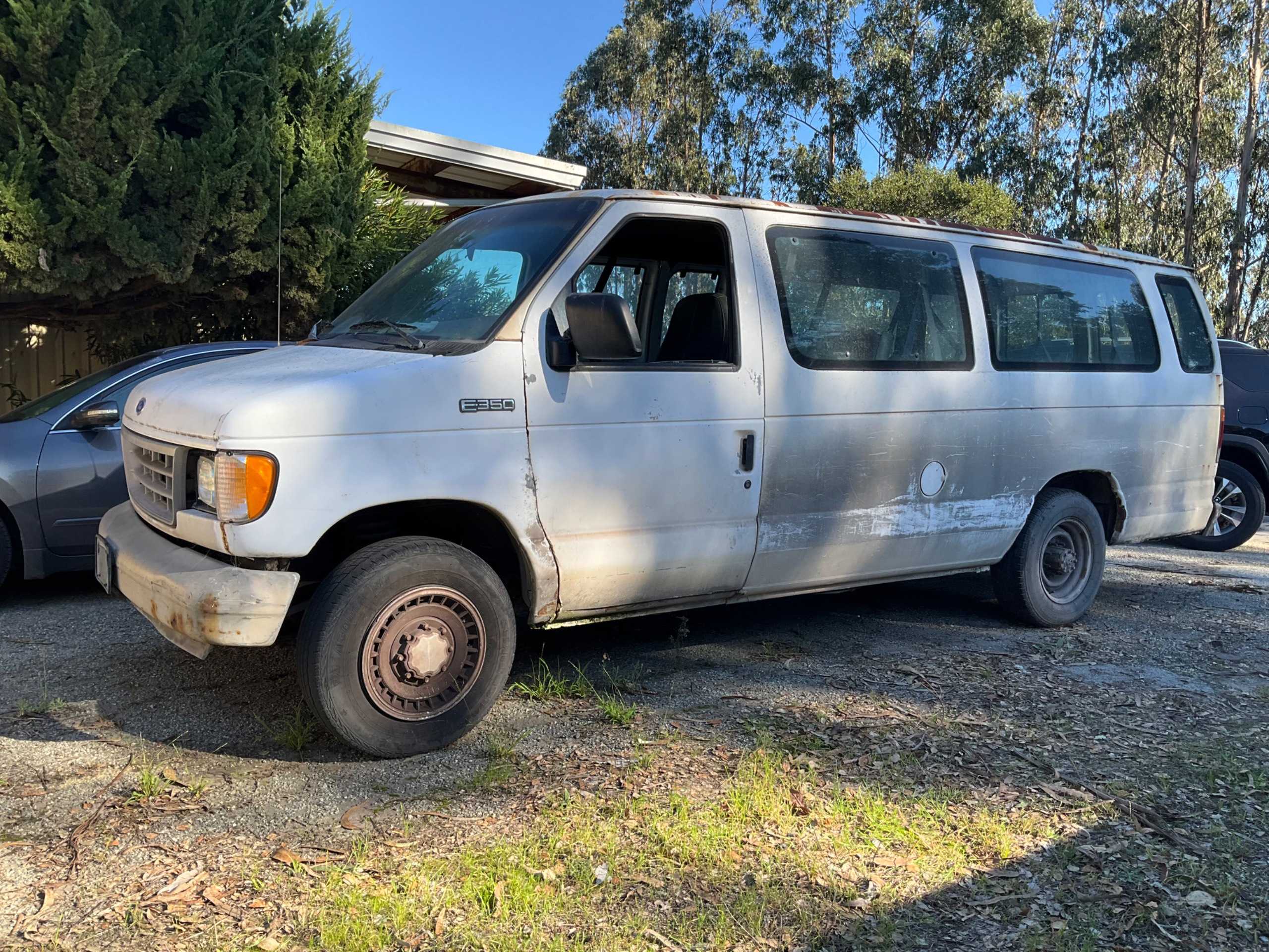 1994 FORD E-350 VAN - BUSSES & VANS