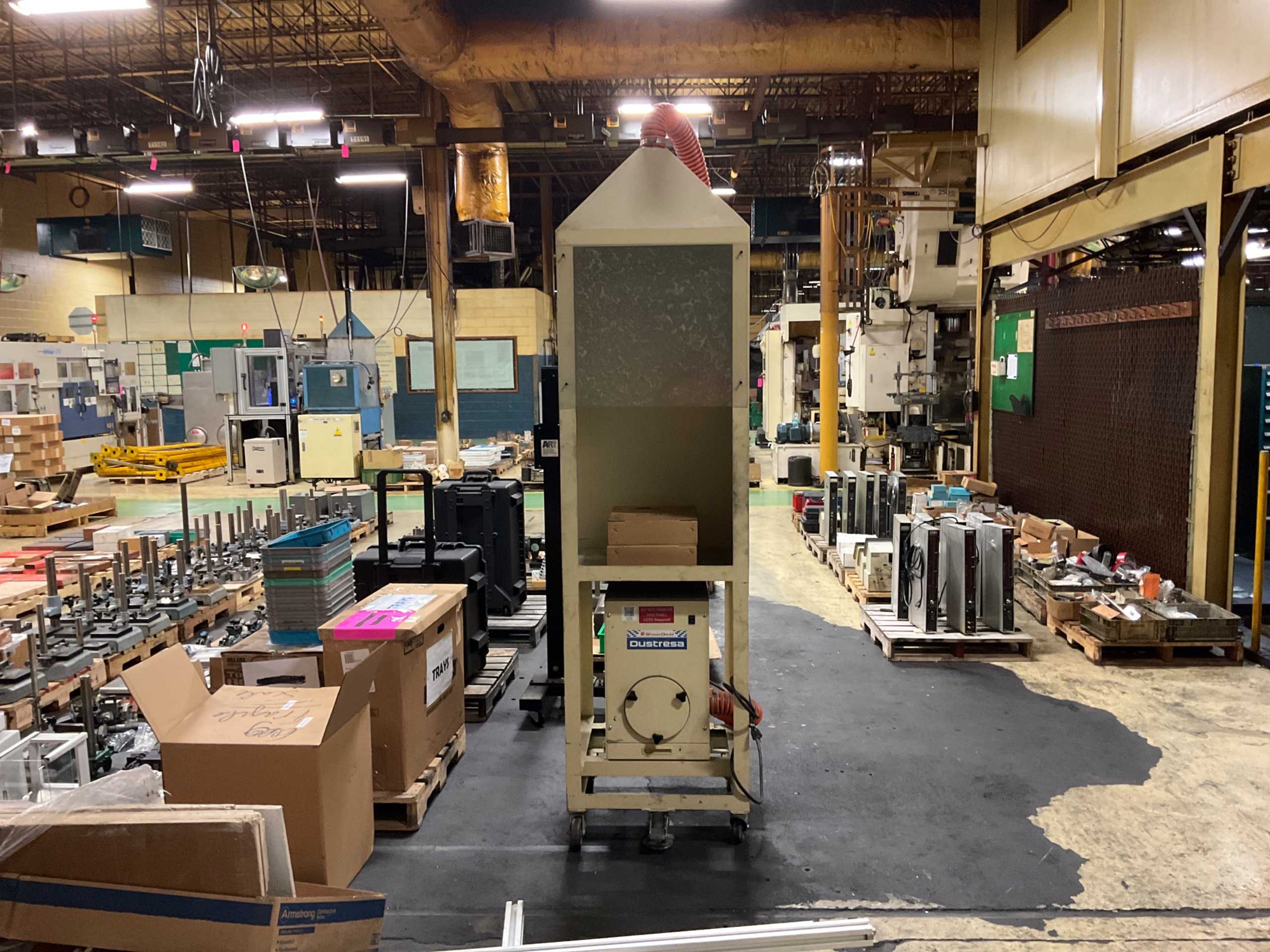 SHOWA DENKI DUSTRESA DUST COLLECTOR - DUST COLLECTOR