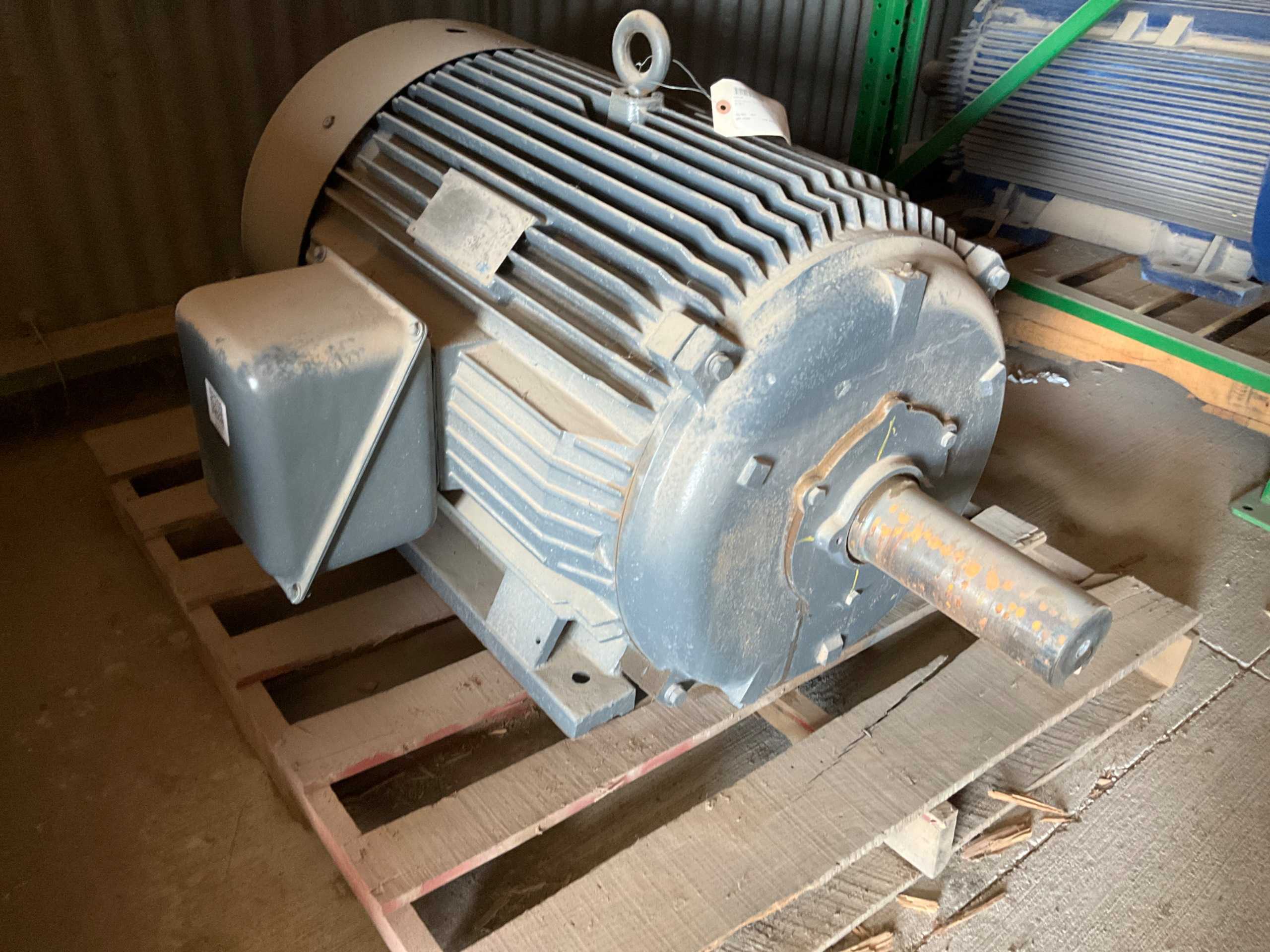TECO WESTINGHOUSE AC MOTOR, 447T, 200 HP, 1800 RPM - AC MOTOR
