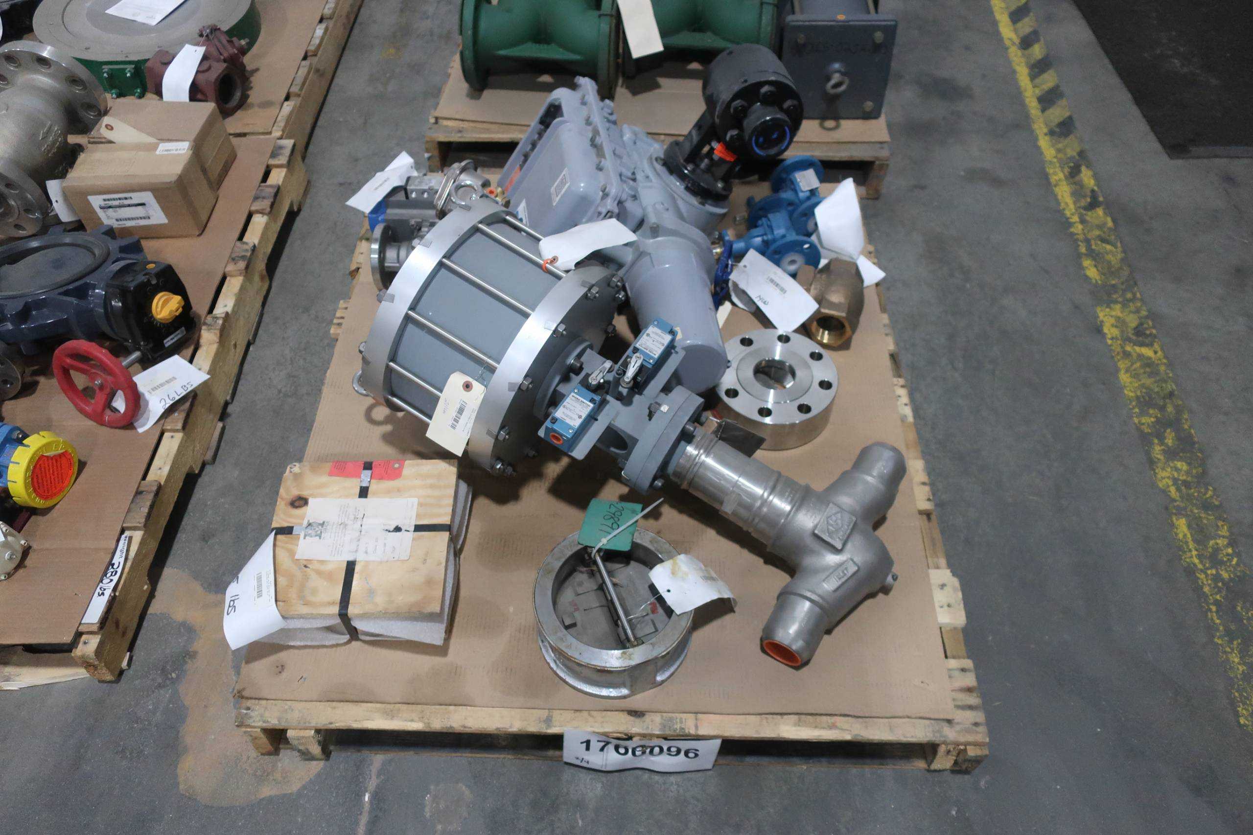 SKU 1760096 - 4 PALLETS OF ASSORTED VALVES - VALVES