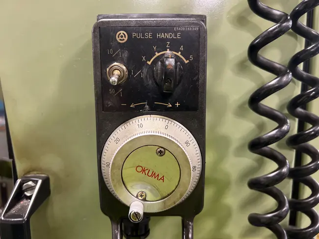 OKUMA MC-4VA VERTICAL MACHINING CENTER - undefined