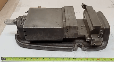 BRIDGEPORT MILLING & MACHINING VISE WITH HANDLE, STAMPED MODEL 2 - MACHINE TOOLING