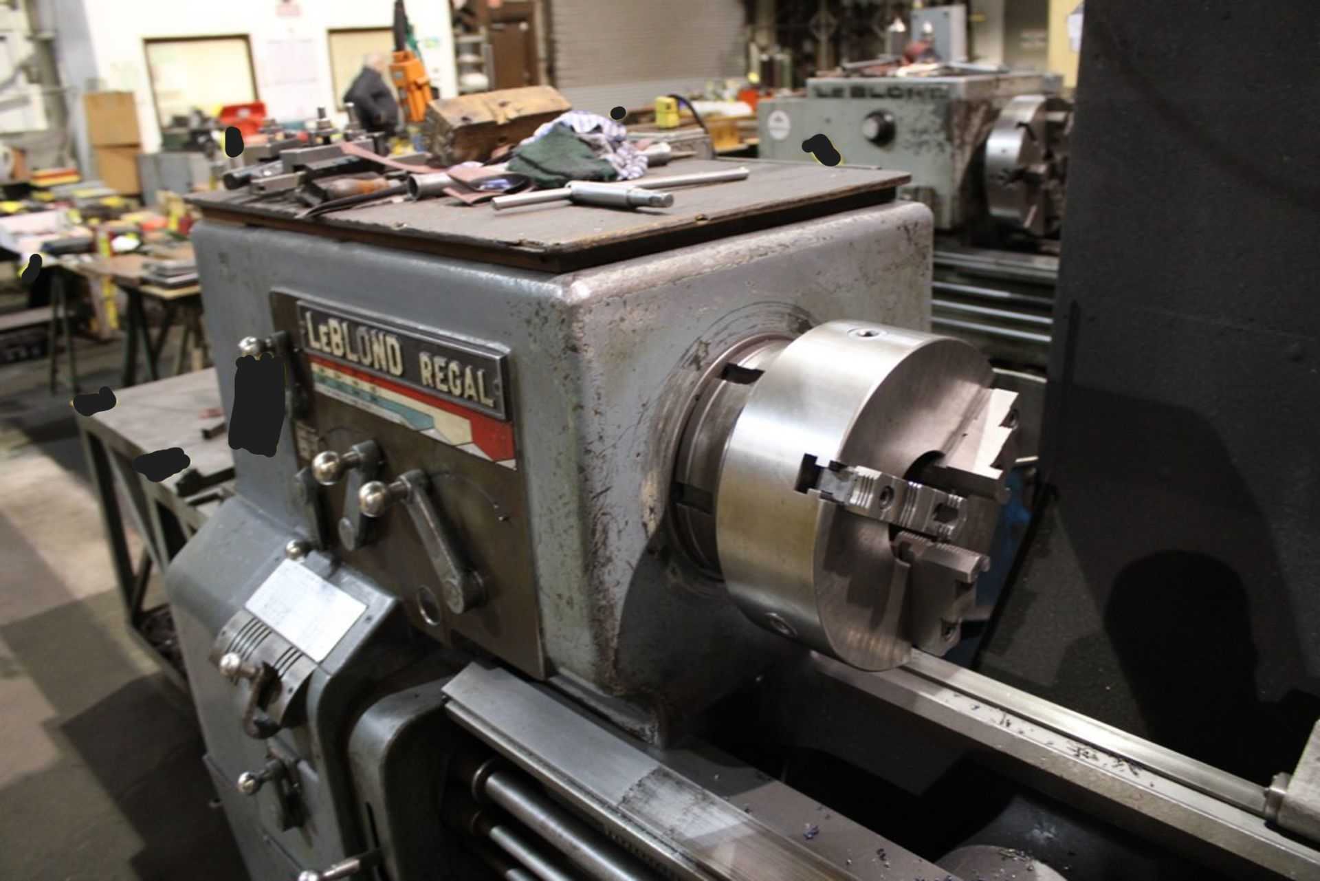 LEBLOND F21 REGAL ENGINE LATHE 22.25" SWING X 72" CTRS 10HP 27-1080 RPM DRO - MANUAL LATHES