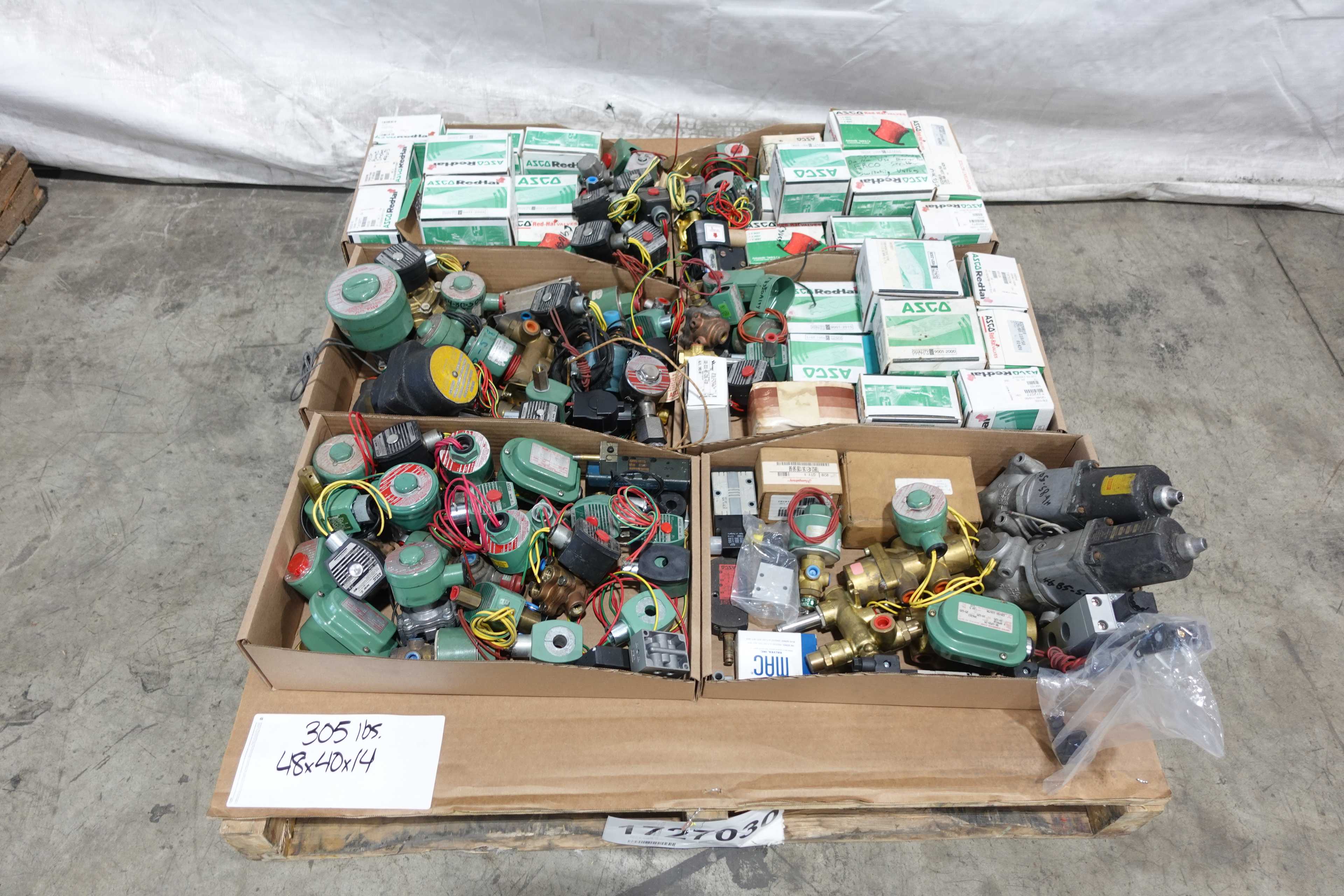 SKU 1727030 - PALLET OF ASSORTED SOLENOID VALVES, PARKER, ASCO, VERSA, AIRTEC, NORGREN - SOLENOID VALVE