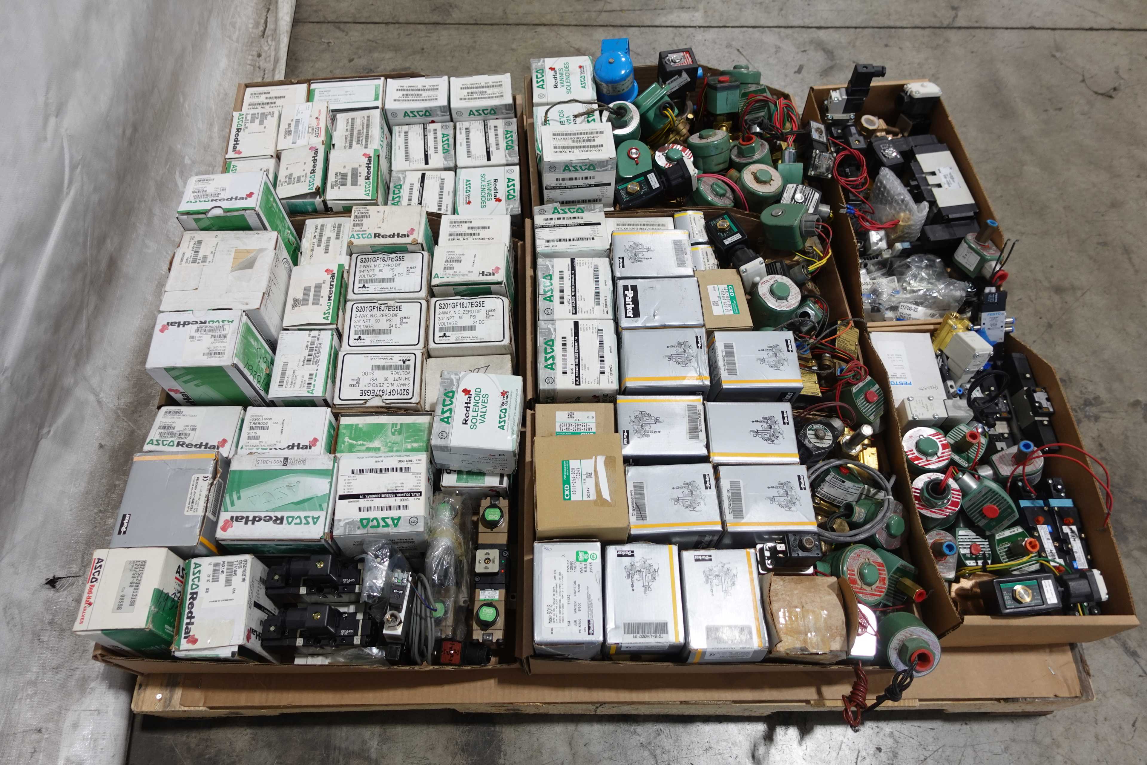SKU 1727479 - PALLET OF ASSORTED SOLENOID VALVES, PARKER, SMC, CKD, ASCO - SOLENOID VALVE