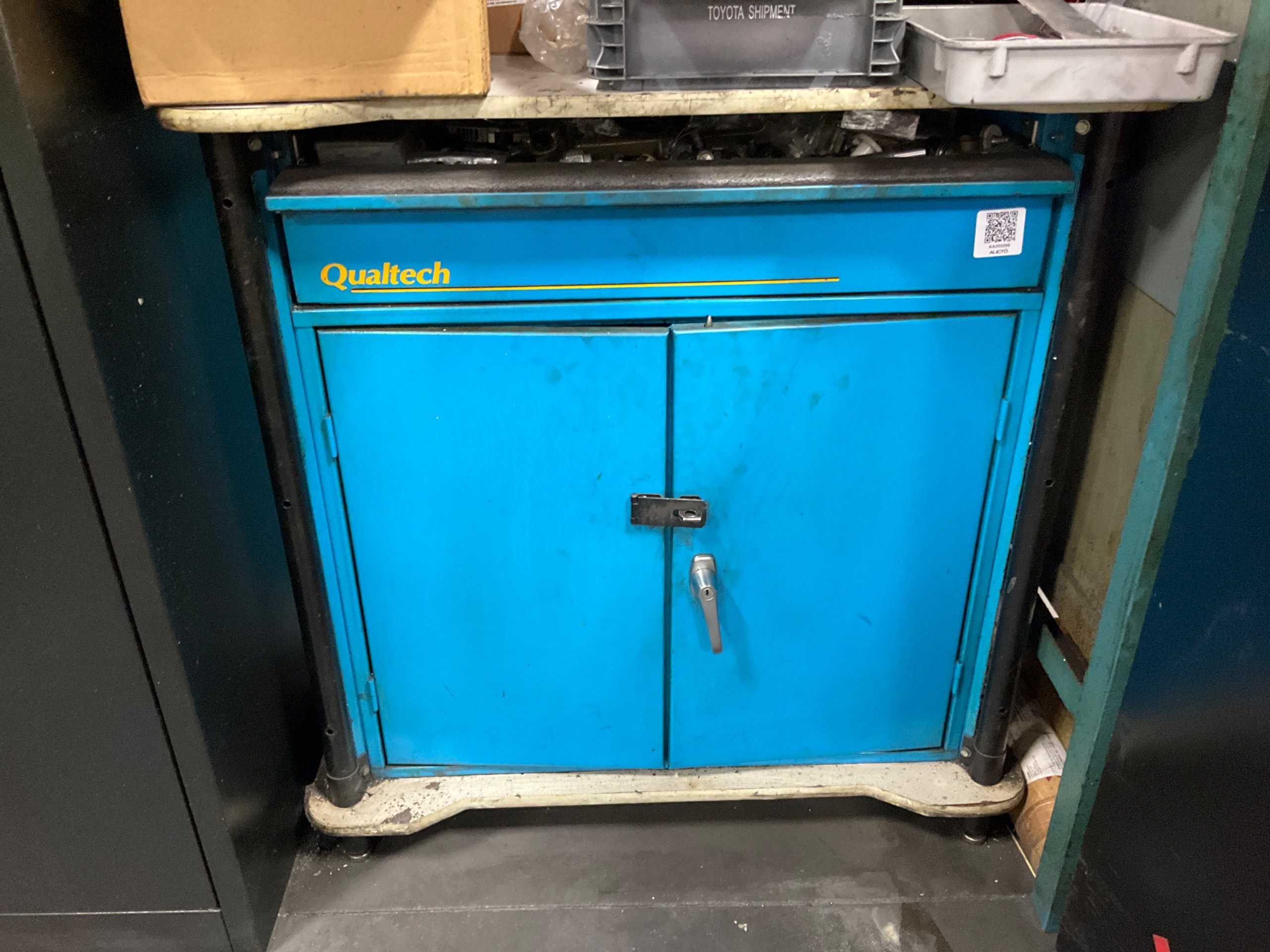 FREE STANDING STORAGE CABINET - FREE STANDING STORAGE CABINET