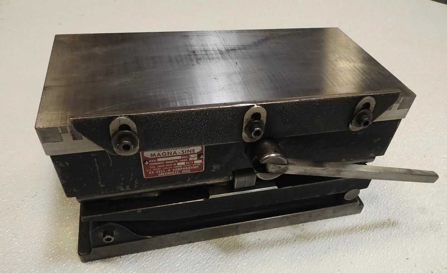 ROBBINS-XLO MAGNA-SINE MODEL A-10 MAGNETIC CHUCK - MACHINE TOOLING