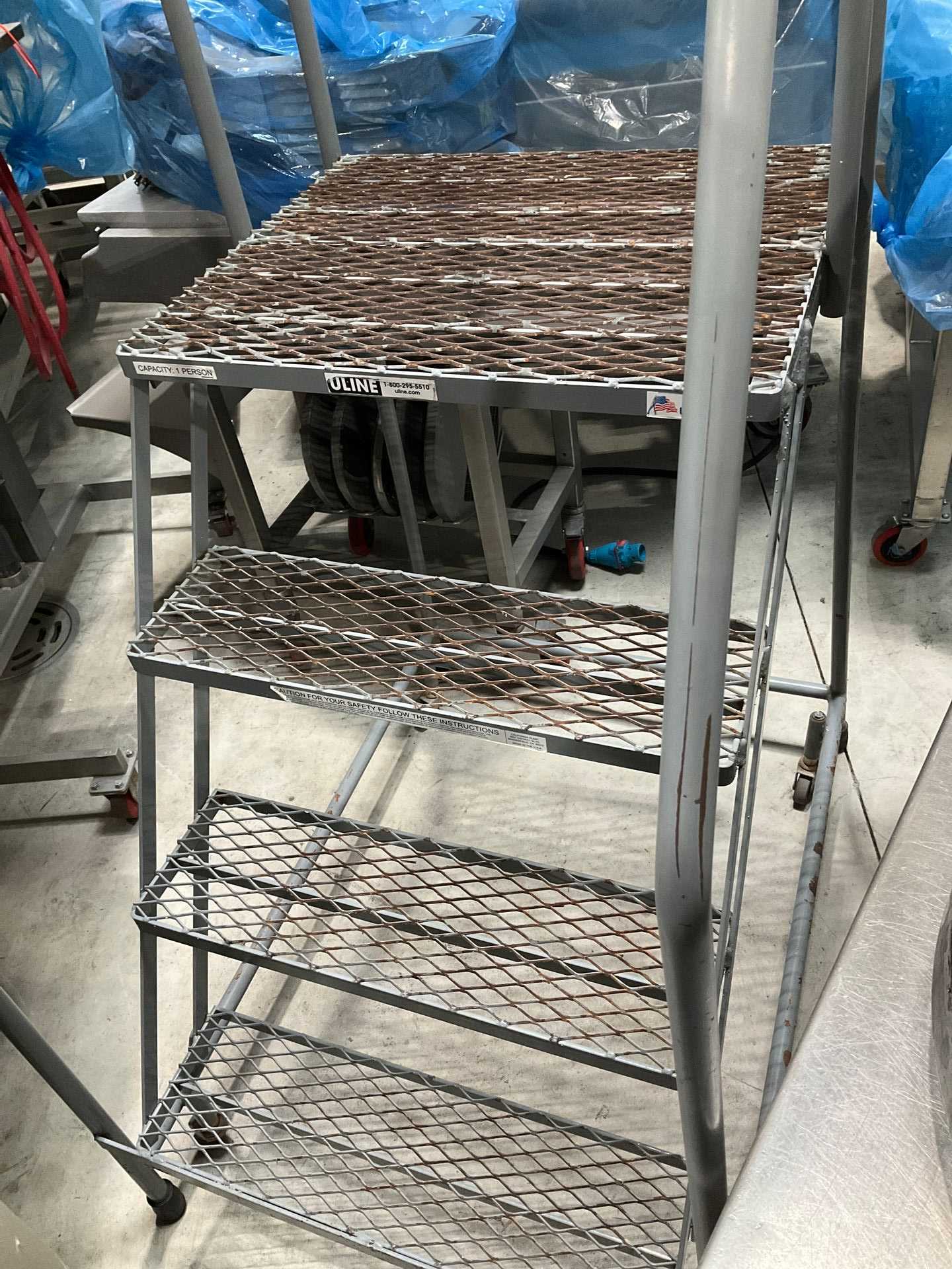 ULINE METAL ROLLING PLATFORM LADDER - LADDERS