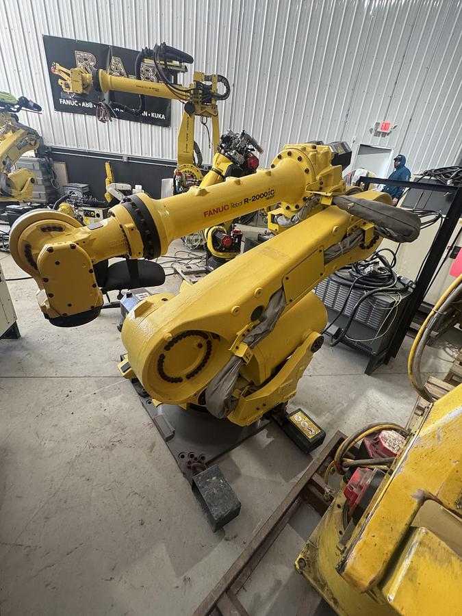 2016 FANUC R-2000IC/165F ARTICULATED ROBOT, 165KG PAYLOAD, 2655MM REACH, R-30IB CONTROL - ARTICULATED ROBOTS