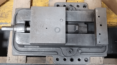 KURT D60 MACHINIST VISE 6" JAW OPENING - MACHINE TOOLING