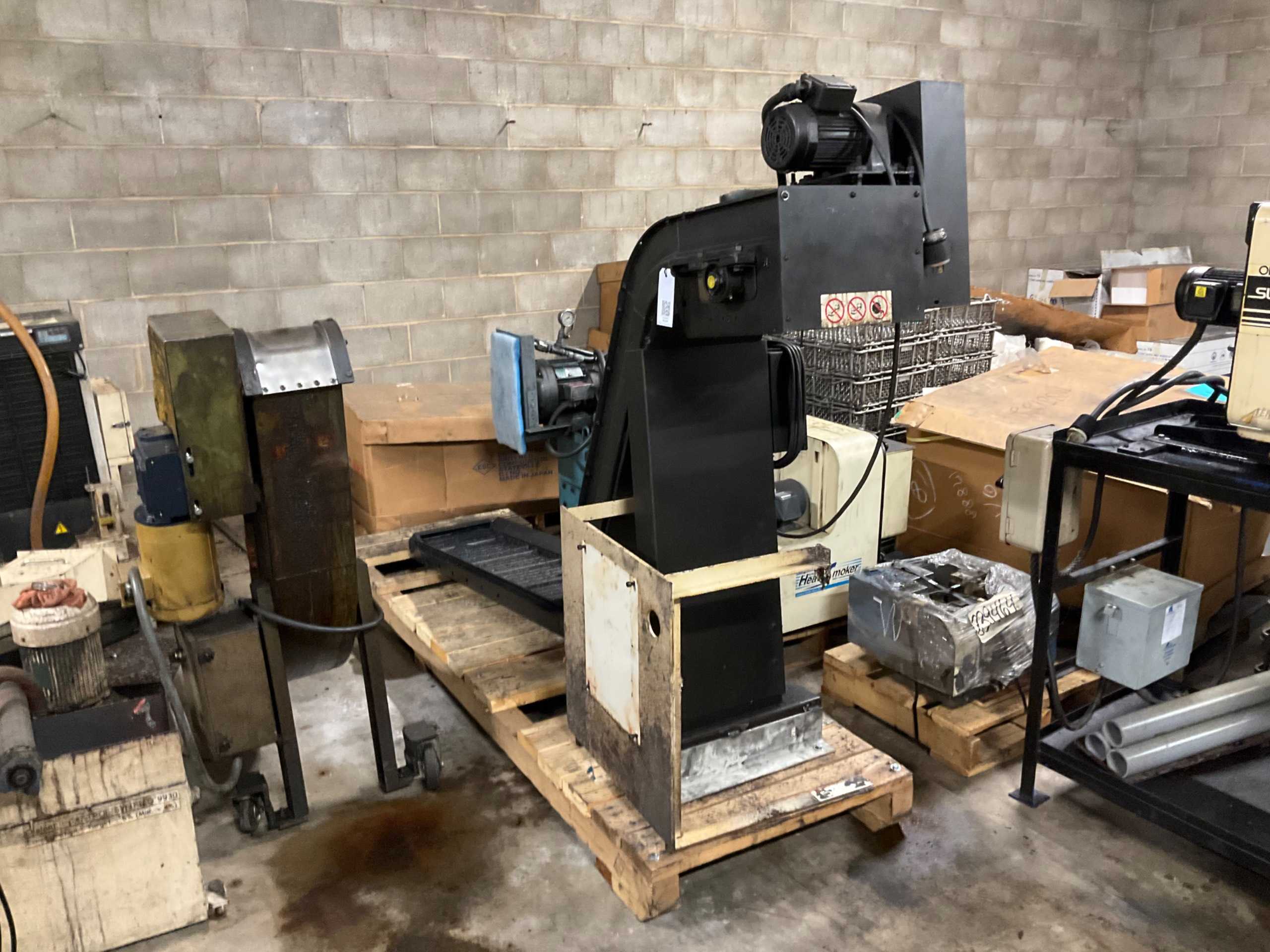 INCLINE CONVEYOR