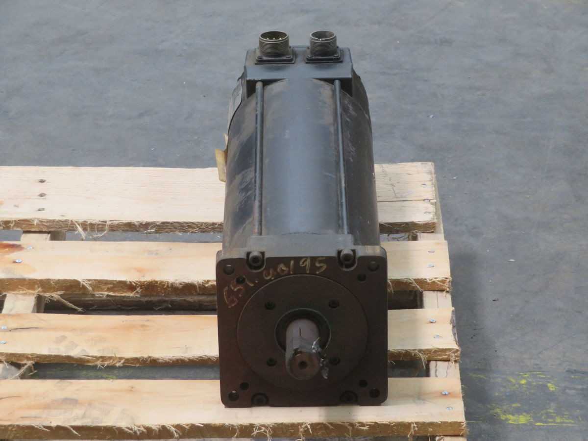 ALLEN BRADLEY 1326AB-B3E-11-A5 SERVO MOTORS, 1.0 KW POWER, 3000 RPM SPEED, 3.2 NM STALL TORQUE - SERVO MOTORS