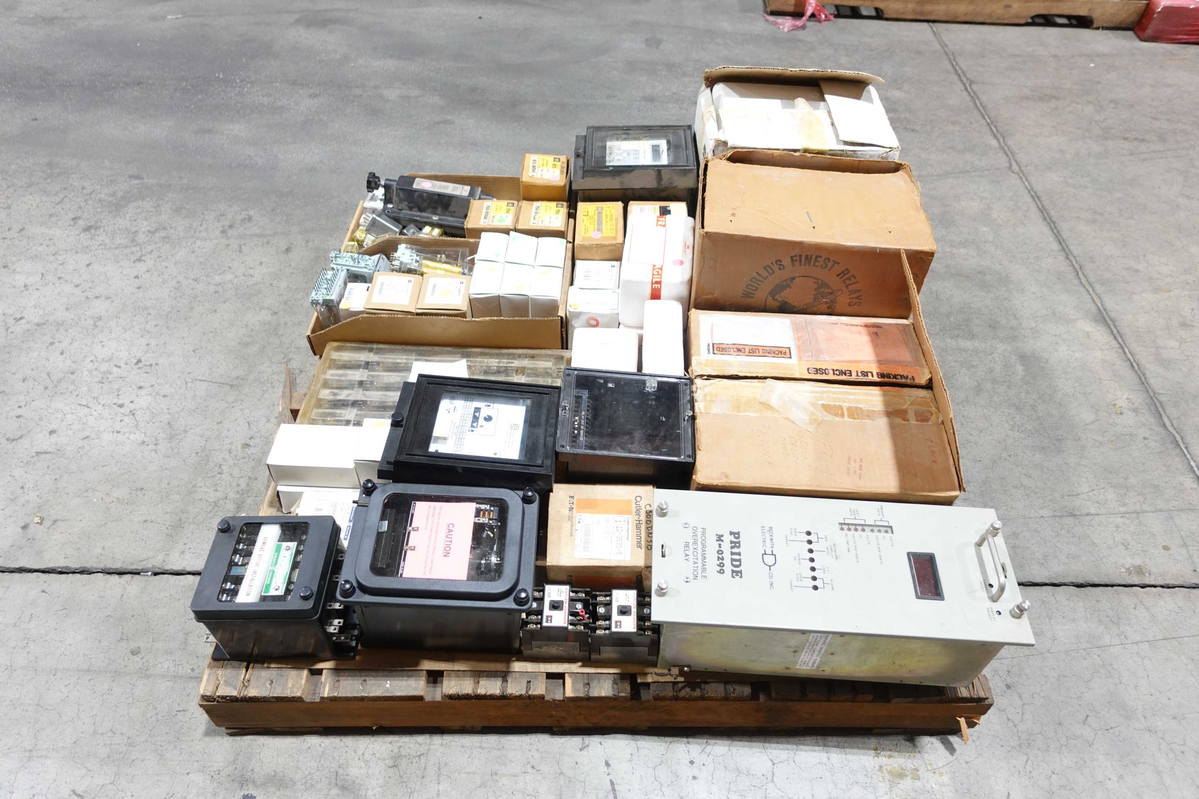 PALLET OF ASSORTED RELAYS - ELECTRICAL RELAYS