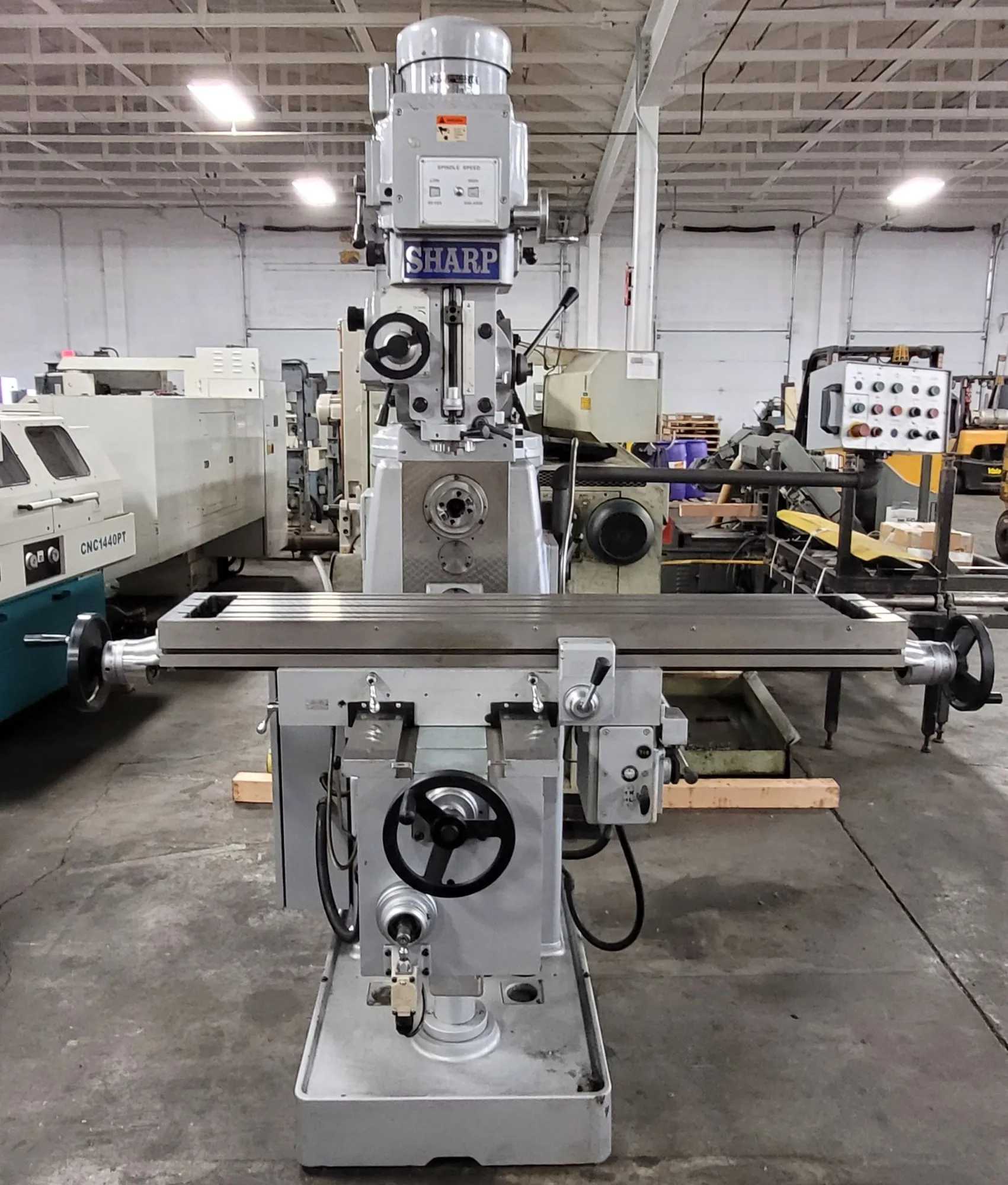 2018 SHARP VH-25 V/H MILL, 10X56" TBL, NMTB-40, 5HP, 60-4500 RPM - MILLING MACHINES
