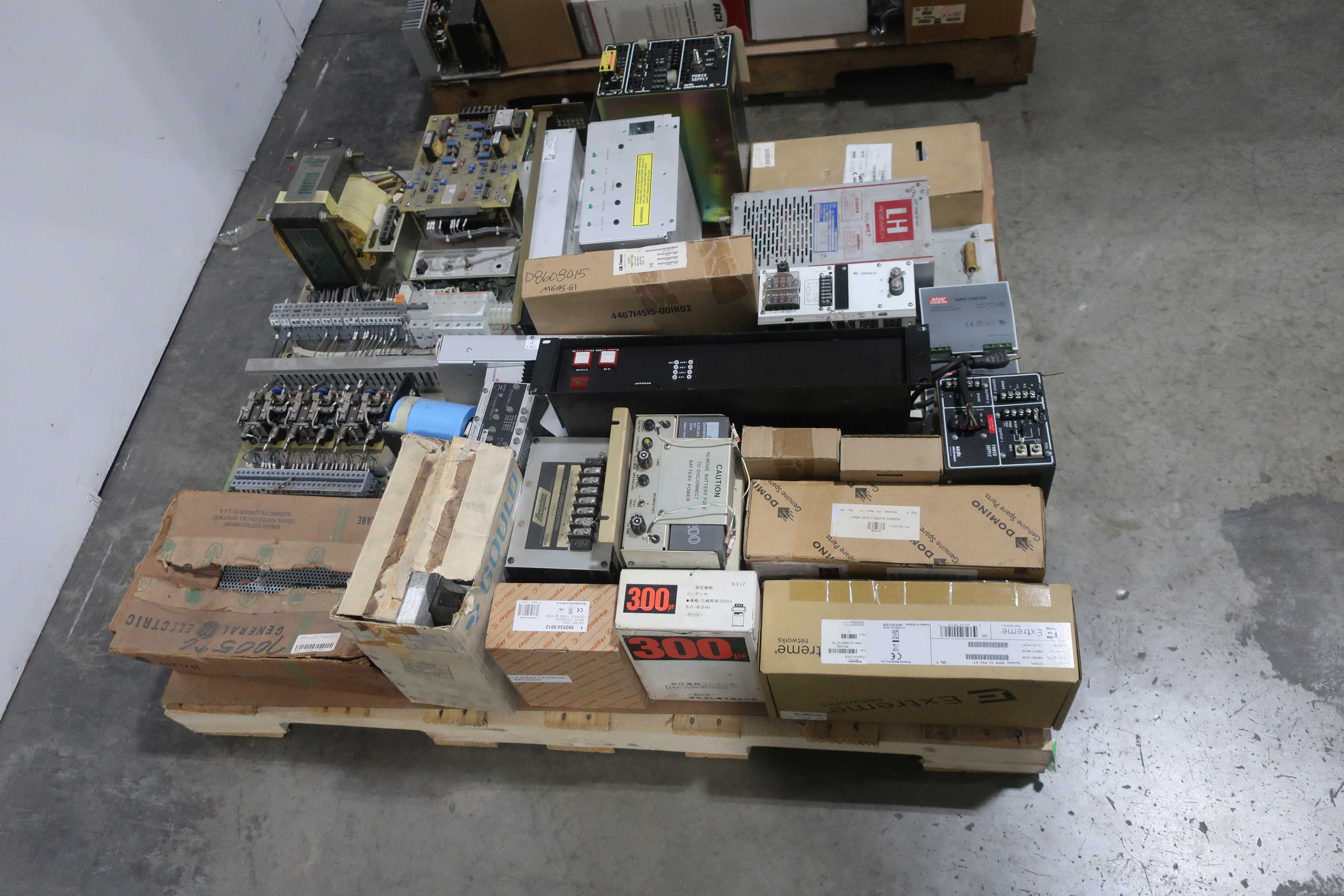 SKU 1742342 - 2 PALLETS OF ASSORTED POWER SUPPLIES - POWER SUPPLIES