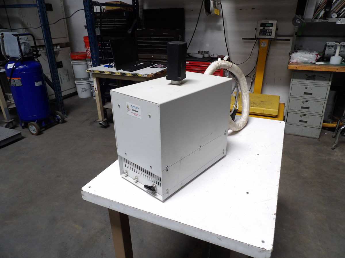 ALPHA OMEGA A7010B ELDV-10 A90, REFINERY GAS ANALYZER, SUB 2 MIN CYCLE, C1-C6+, FIXED GASES, 100-240 VAC - GAS ANALYZER