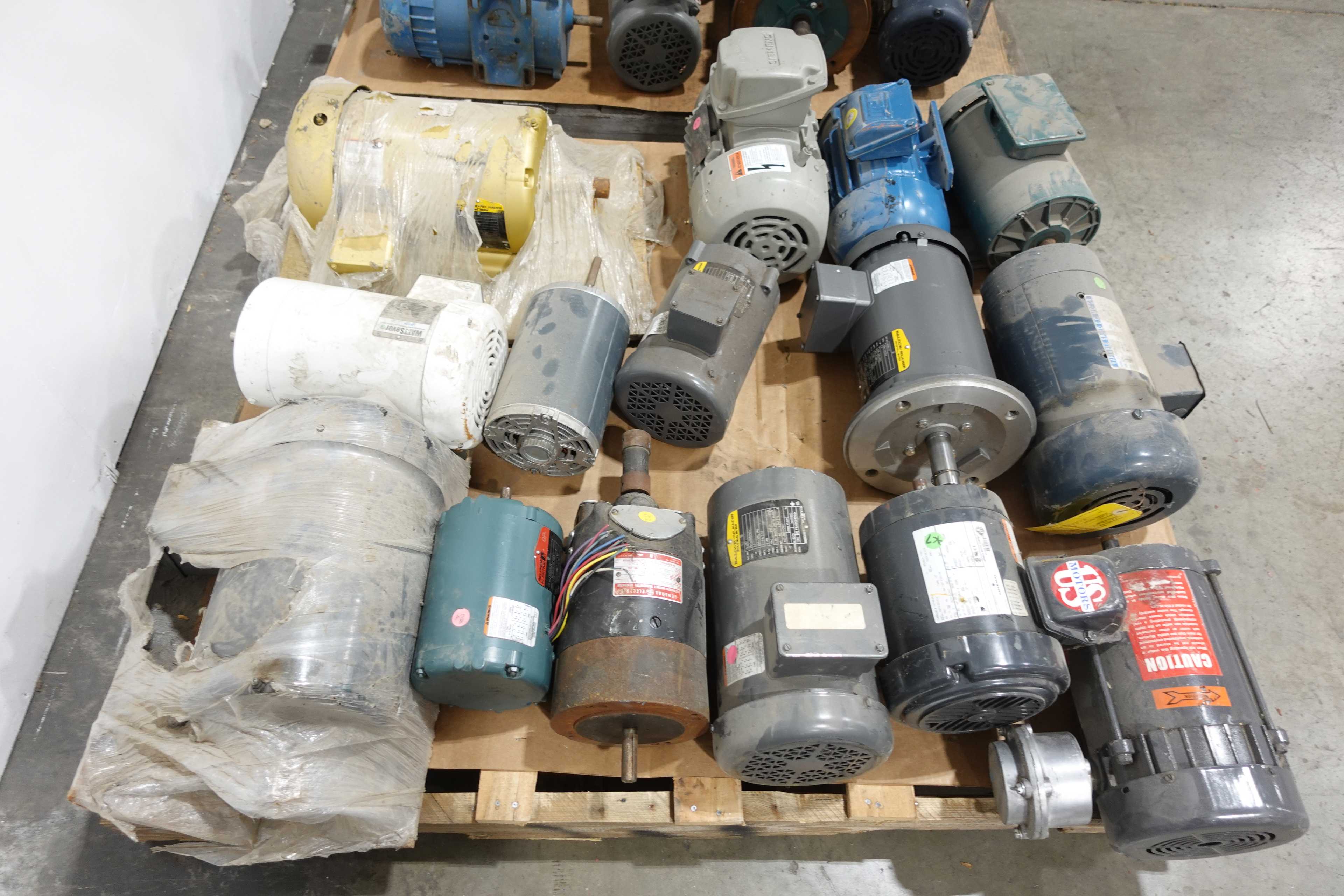 2 PALLETS OF ASSORTED MOTORS, LEESON, BALDOR, LENZE, CENTURY, DOERR, WEG, SIEMENS, GE - ELECTRIC MOTORS