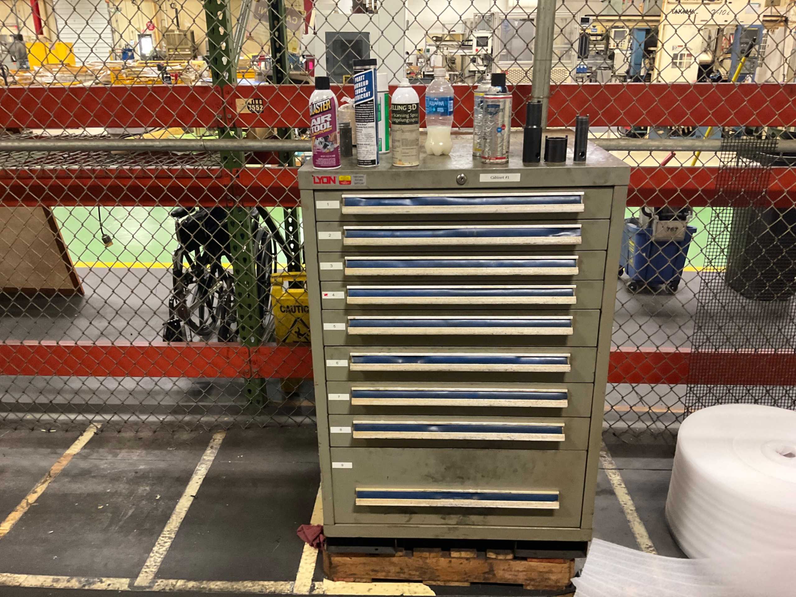 FREE STANDING STORAGE CABINET FREE STANDING STORAGE CABINET