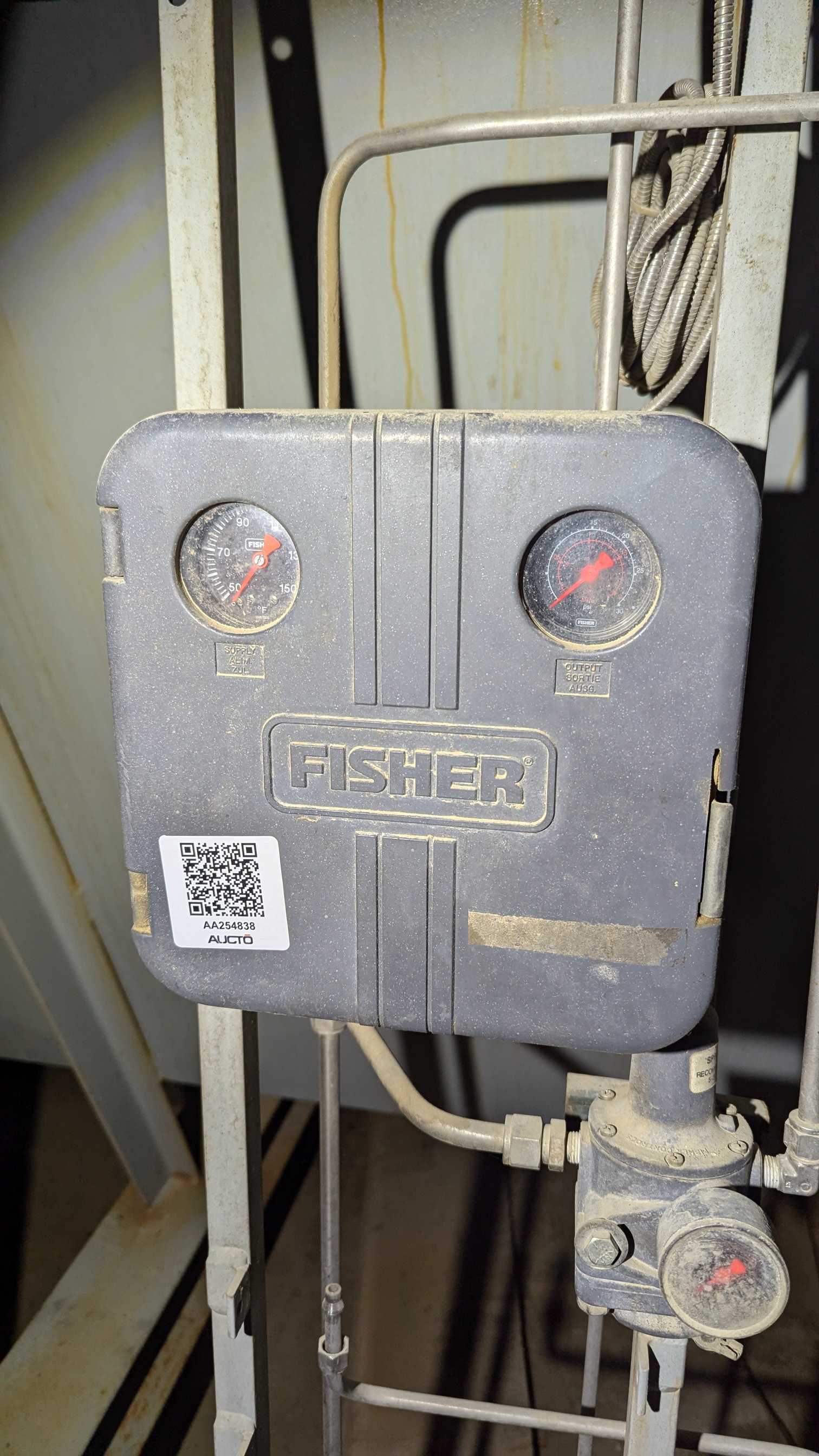 FISHER 4156K TEMPERATURE CONTROLLER - TEMPERATURE CONTROLLERS
