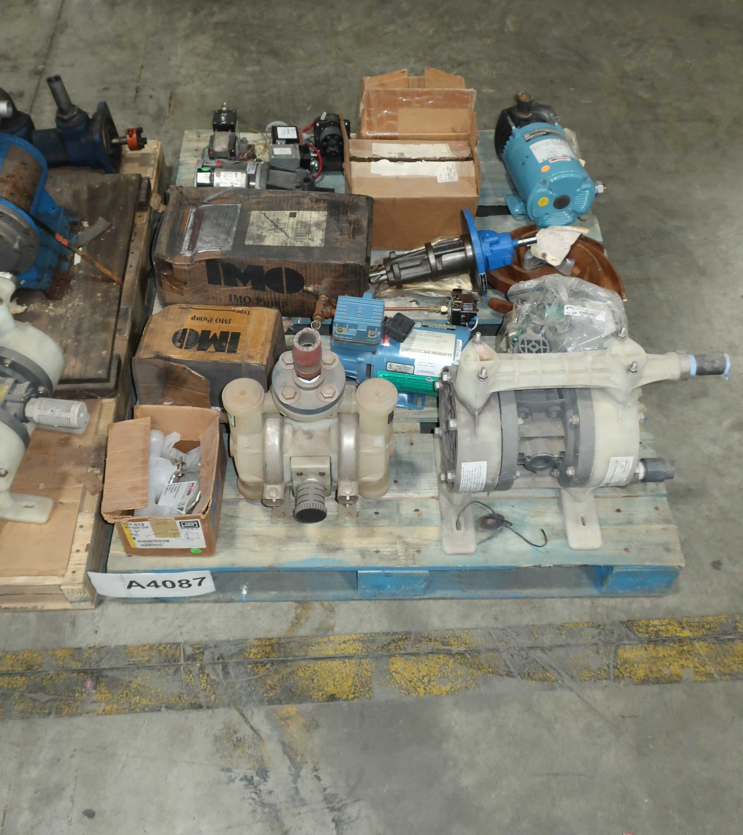 2 PALLETS OF ASSORTED PUMPS - PUMPS