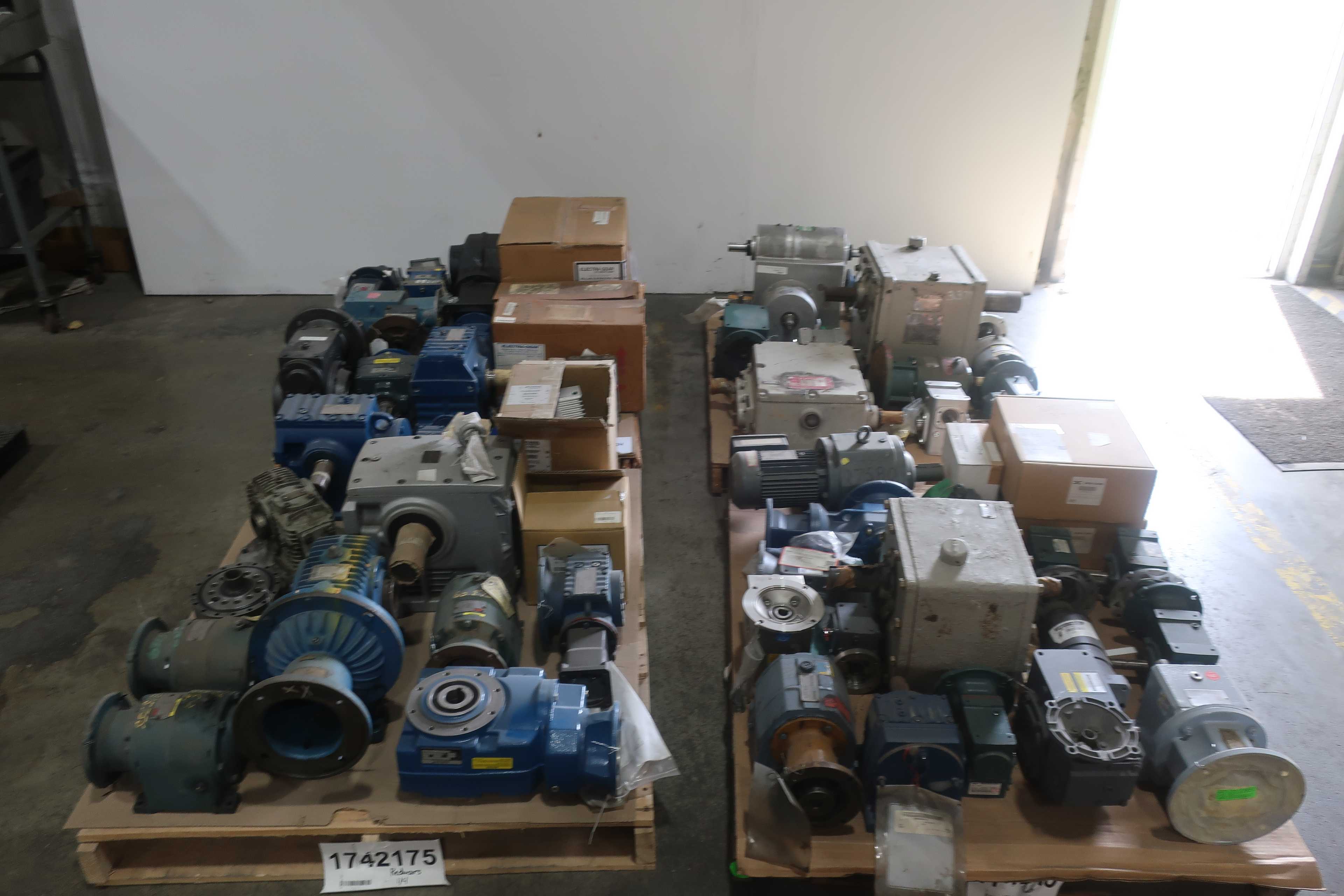 SKU 1742175 - 4 PALLETS OF ASSORTED GEAR REDUCERS - GEAR REDUCERS