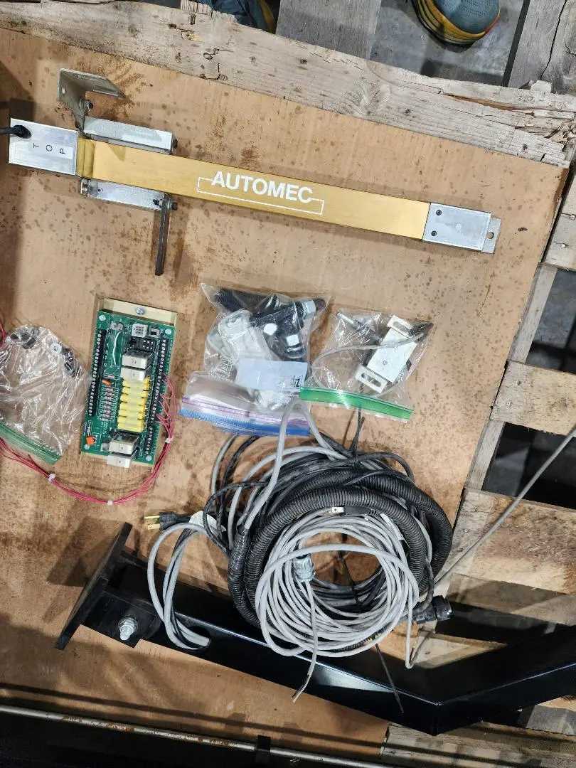 2022 AUTOMEC CNC 600 HD BACKGAUGE W/ G24 & 15" TOUCH SCREEN CONTROL SYSTEM - MATERIAL POSITIONERS