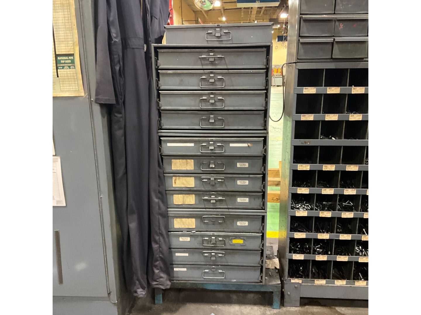 FREE STANDING STORAGE CABINET WITH CONTENTS FREE STANDING STORAGE CABINET WITH CONTENTS