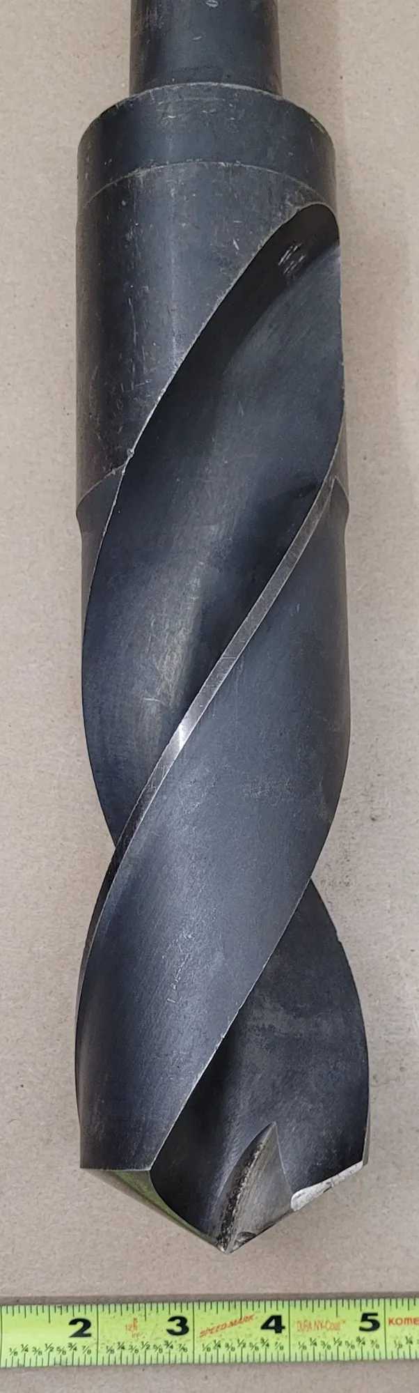 CHICAGO LATROBE 2-61/64" TWIST DRILL, 5MT SHANK, 11" FLUTE, 18.5" OAL, 2 SPIRAL FLUTES - MACHINE TOOLING