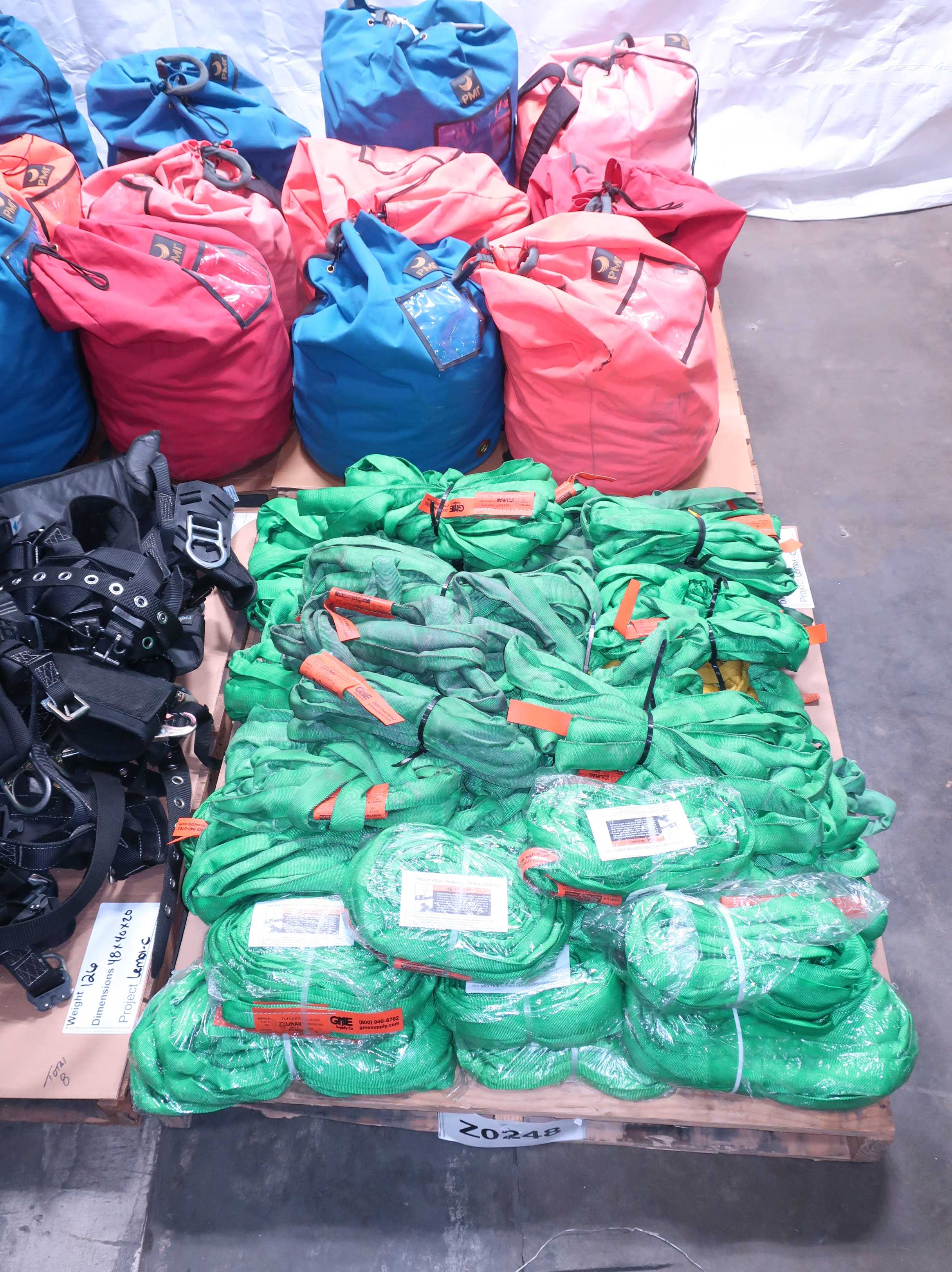4 PALLETS OF ASSORTED RIGGING - LIFTING EQUIPMENT