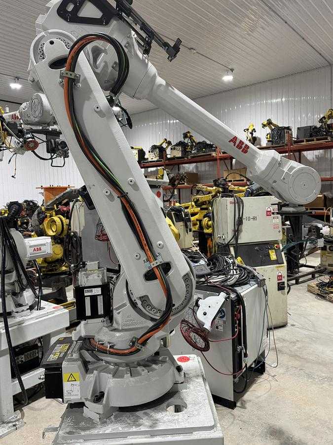 2023 ABB IRB 4600-40/2.55 INDUSTRIAL ROBOT, 40KG PAYLOAD, 2550MM REACH, IRC5 CONTROLLER - ARTICULATED ROBOTS