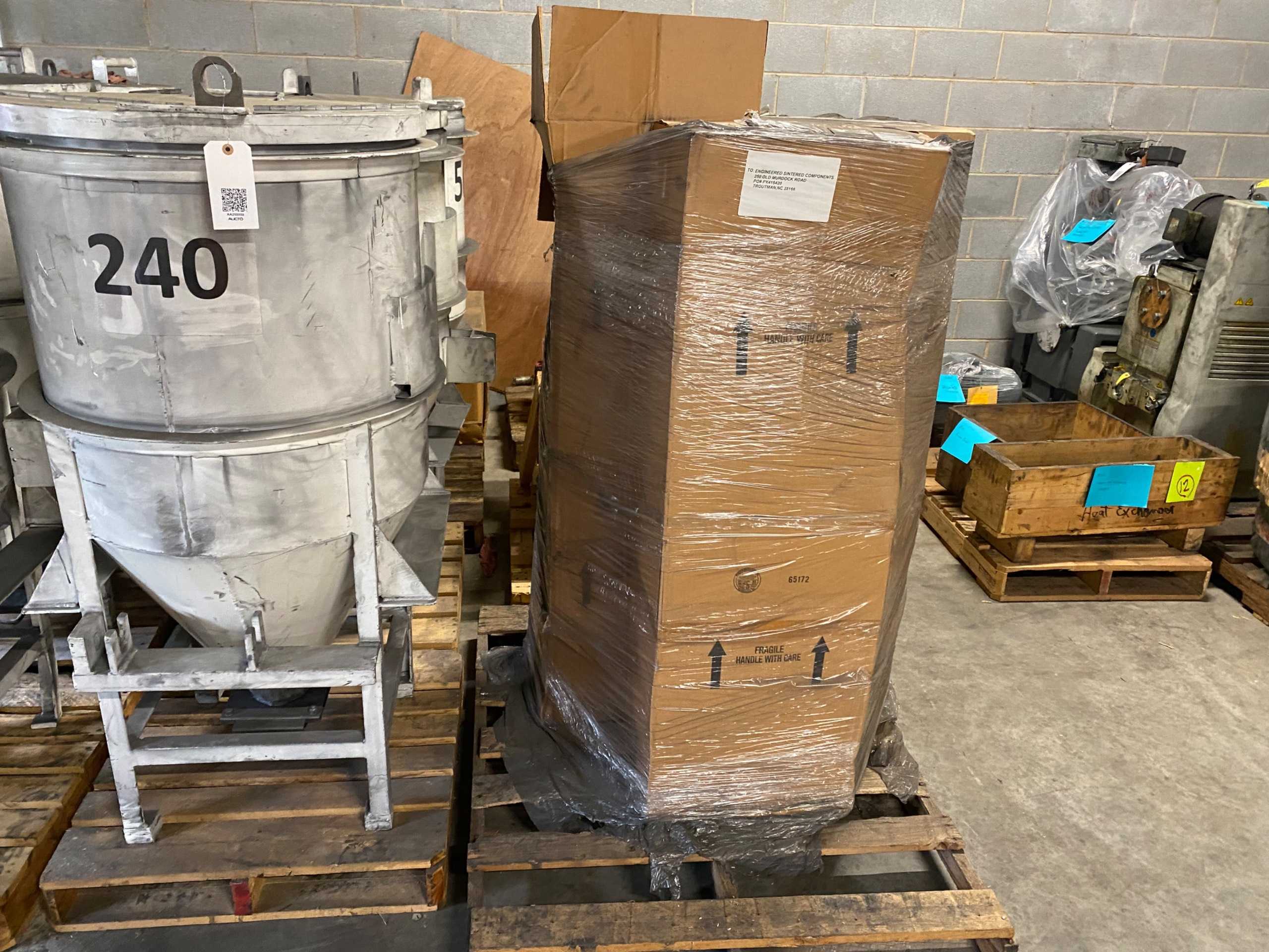 BULK QTY OF DUST COLLECTOR FILTERS - AIR FILTRATION