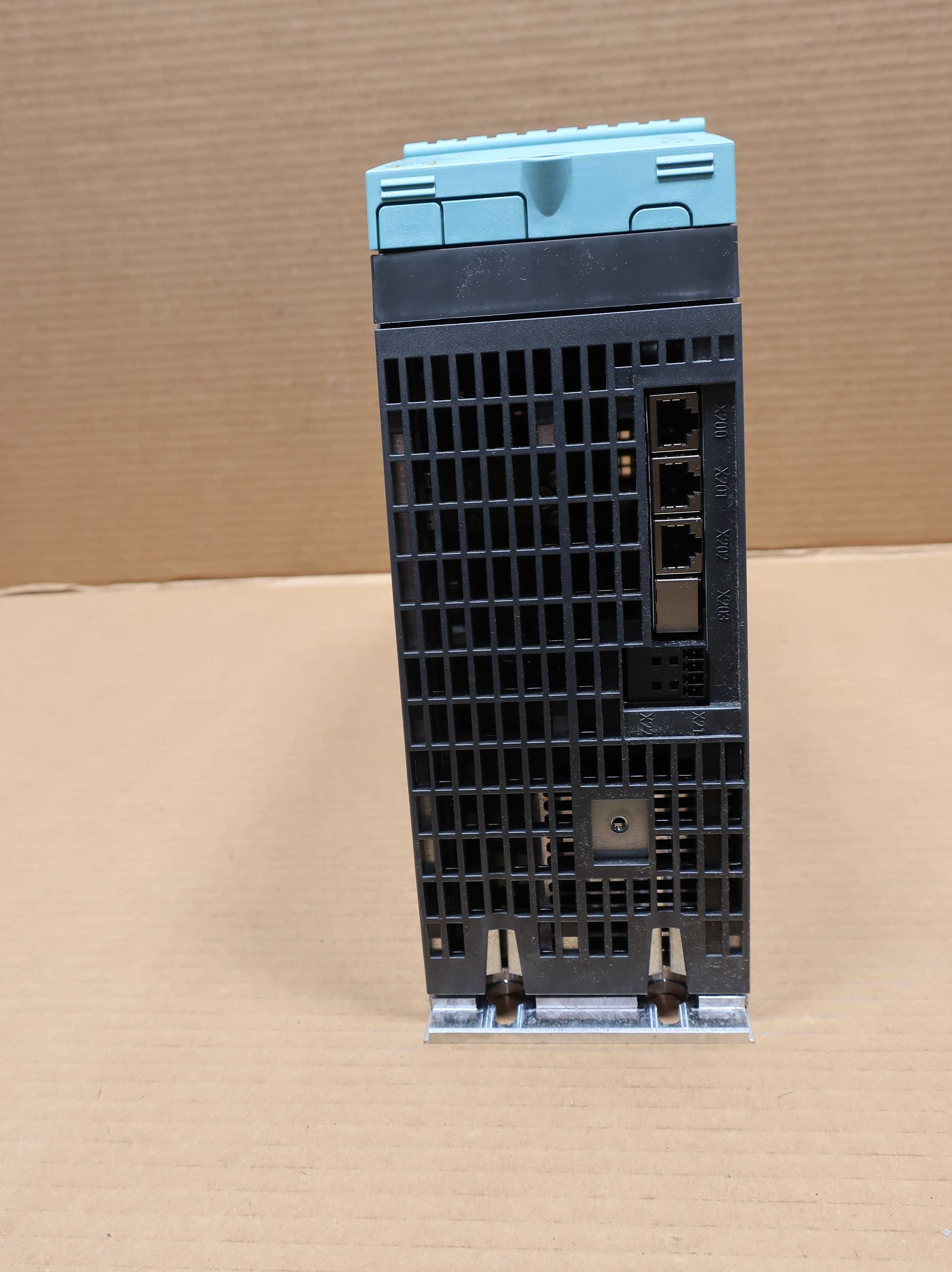 SIEMENS 6SL3120-1TE24-5AC0 SINGLE MOTOR MODULE - MOTOR DRIVES