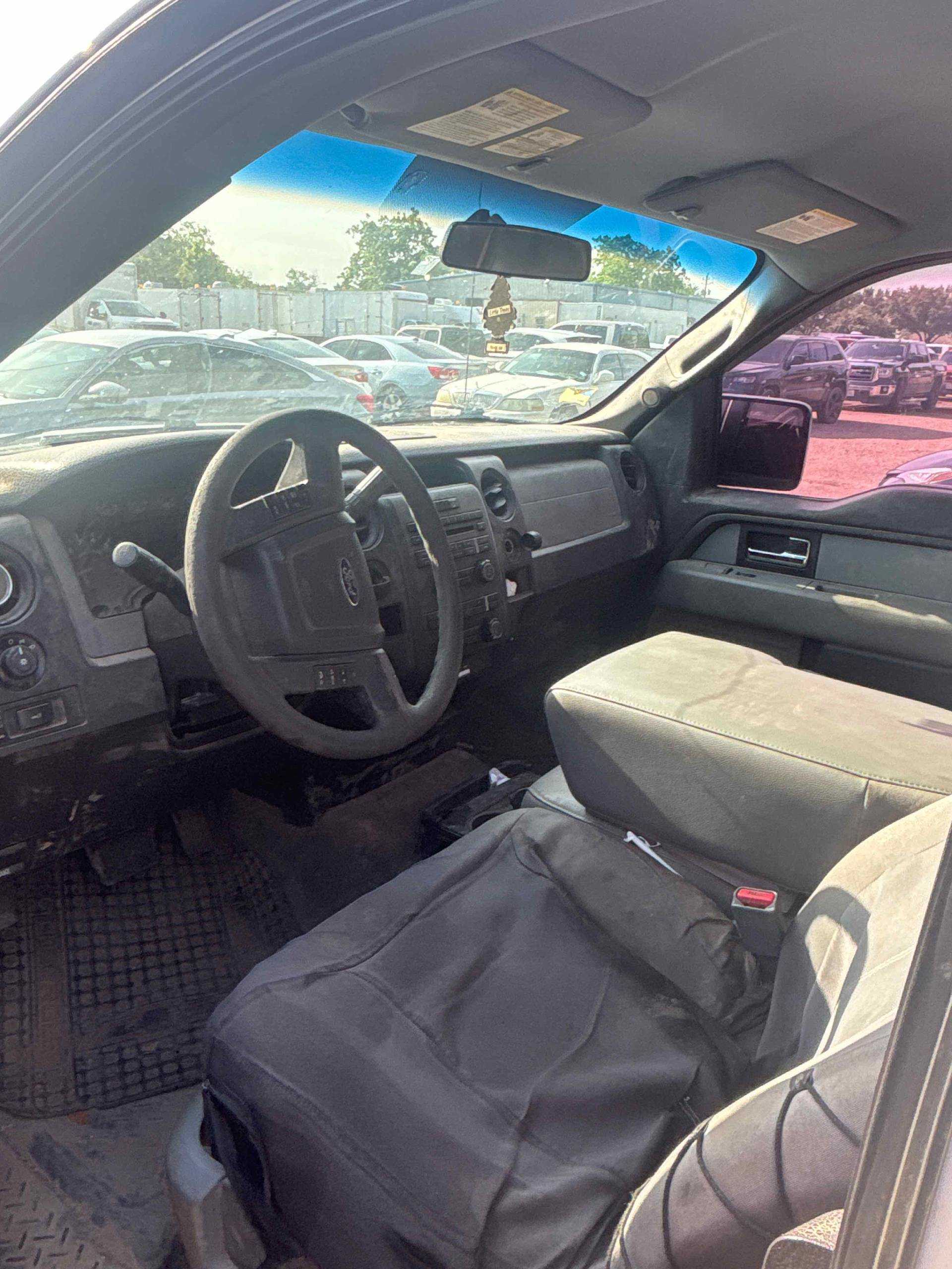 2014 FORD F-150 PICKUP TRUCK - PICKUP TRUCKS